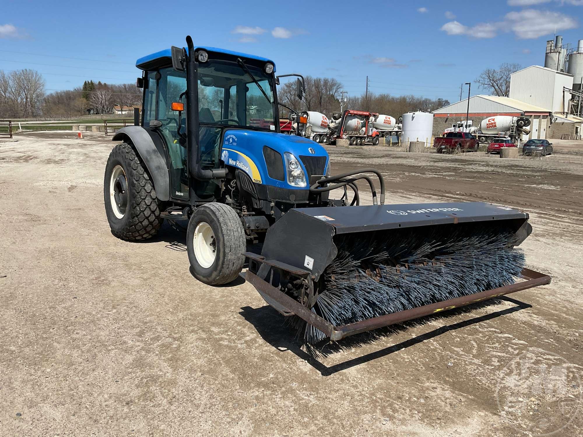 2010 NEW HOLLAND T4030 TRACTOR SN: ZAJA07488