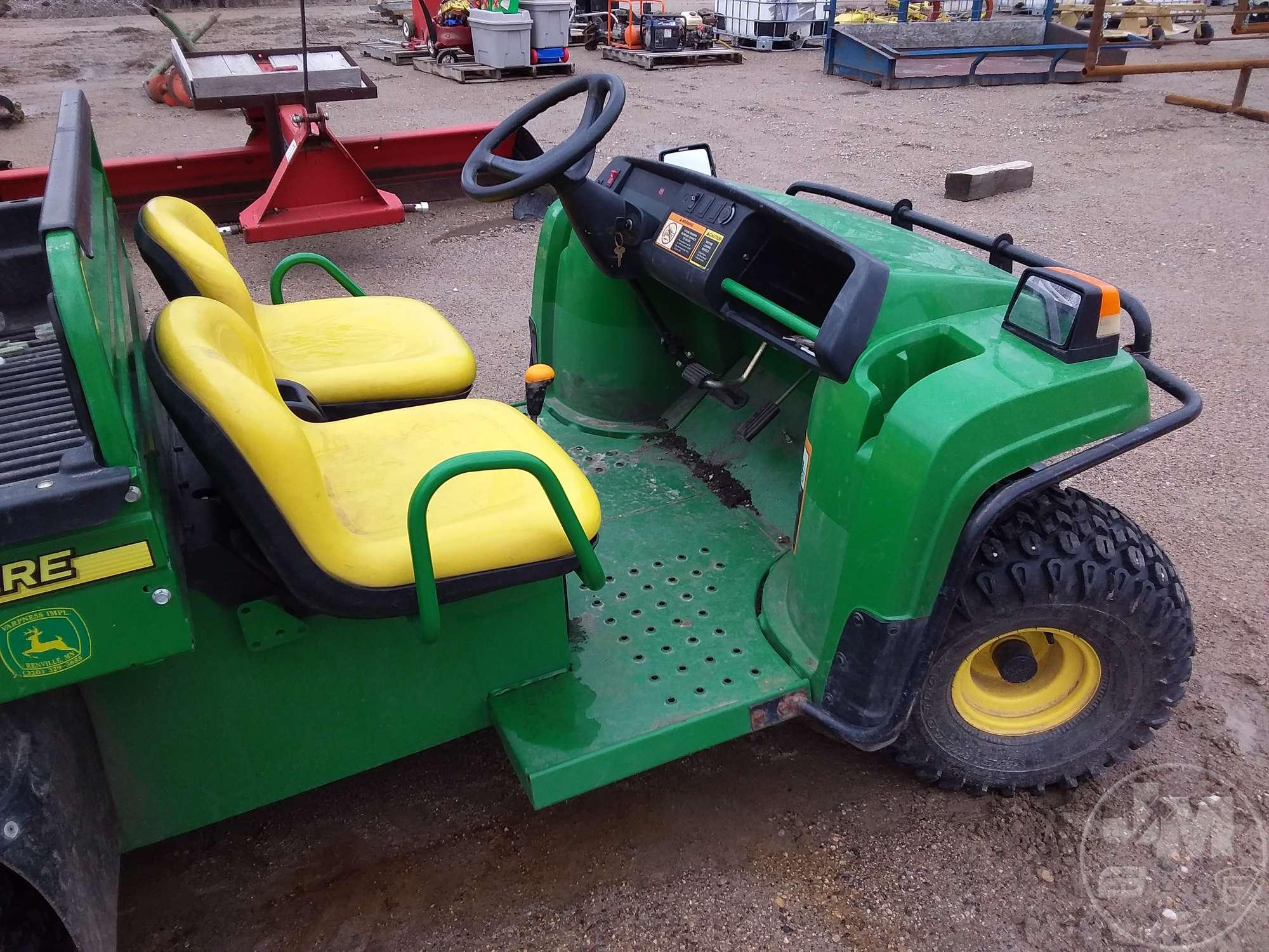 JOHN DEERE GATOR TS SN: WO4X2SD003975