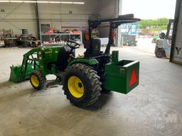 2016 JOHN DEERE 2032R SN: 116382