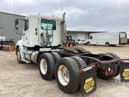 2005 FREIGHTLINER COLUMBIA VIN: 1FUJA6CK95LV15028 TANDEM AXLE DAY CAB TRUCK TRACTOR