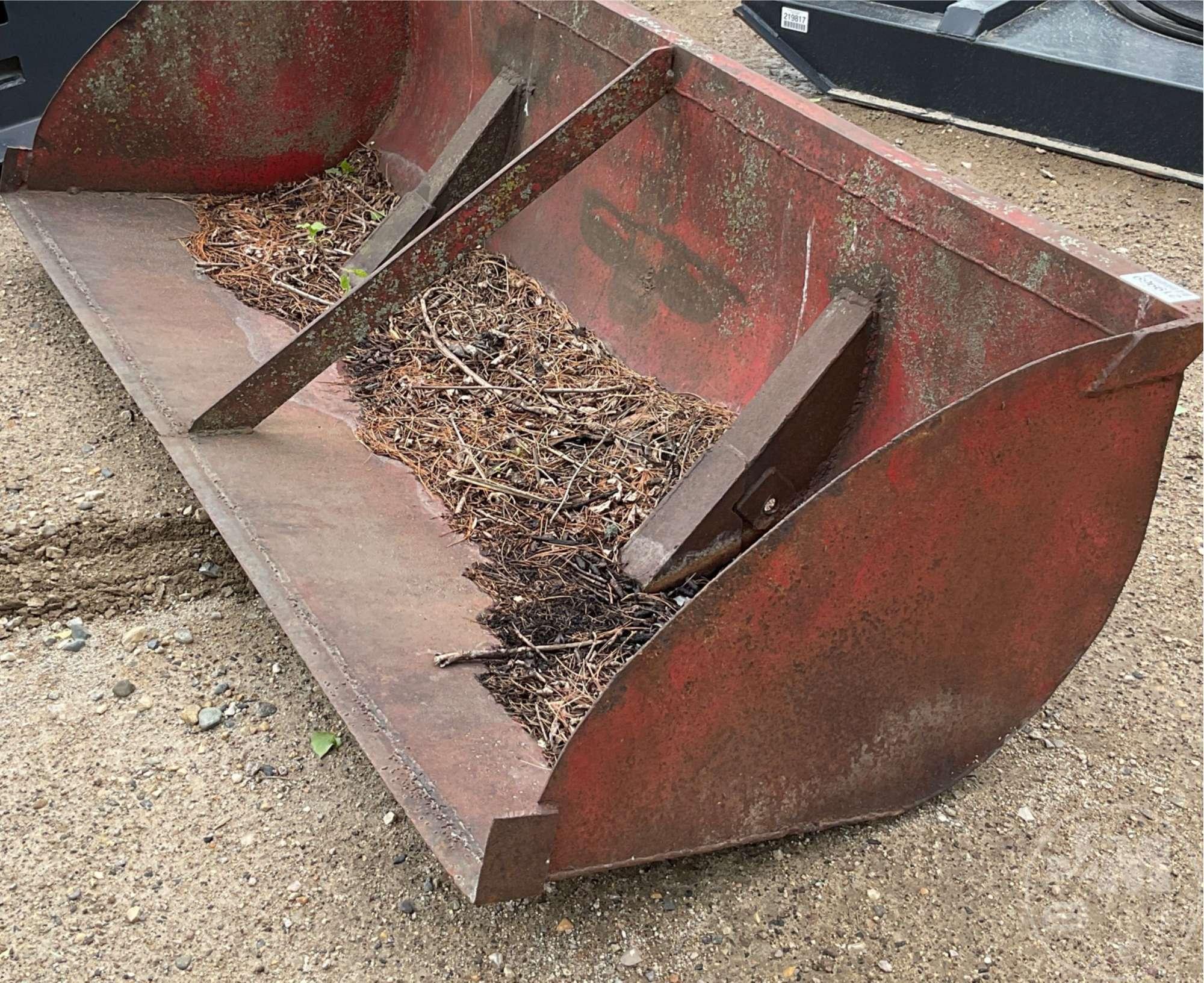 84" LOADER BUCKET