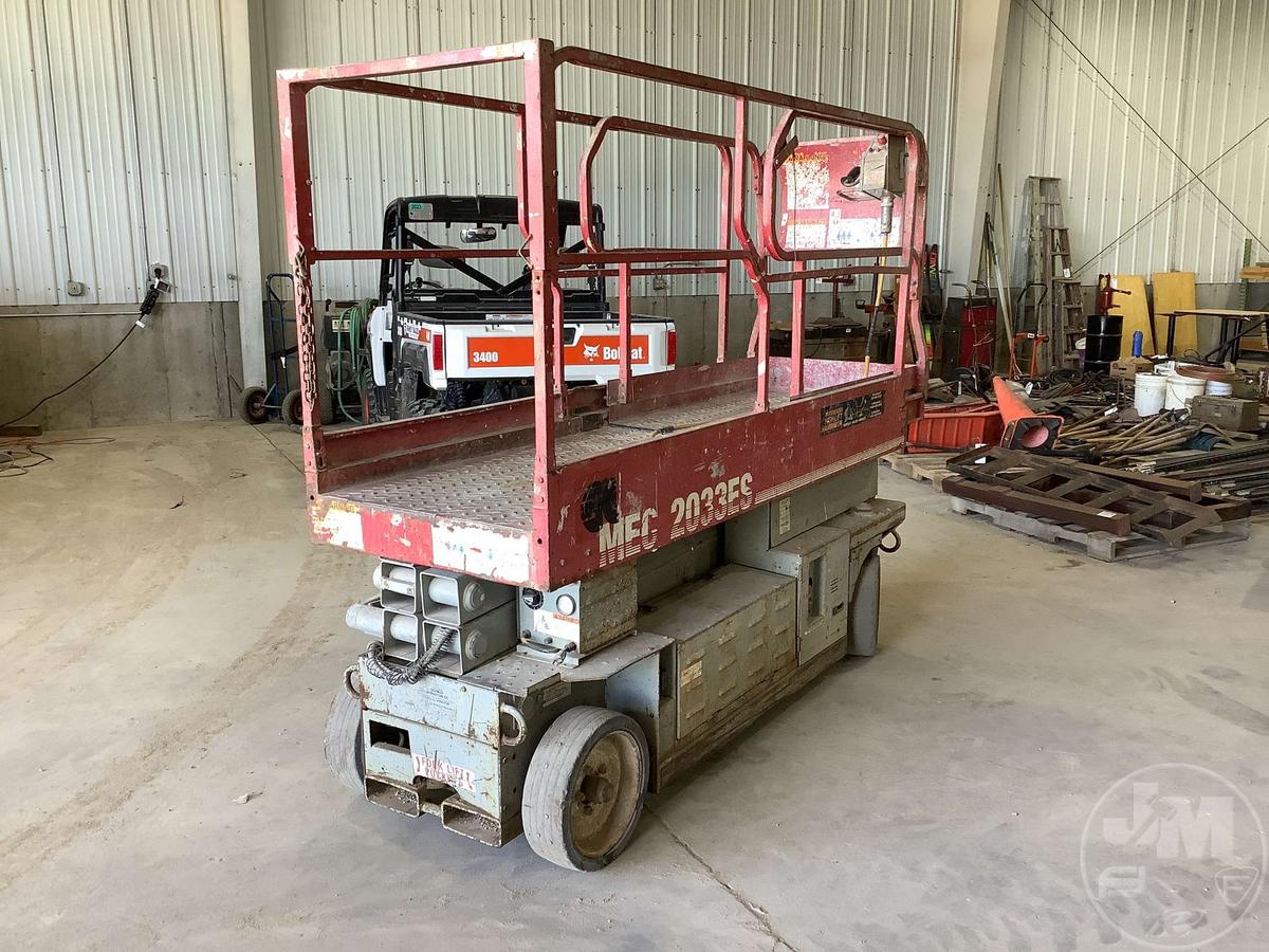 1997 MEC 2033ES 20’...... SCISSOR LIFT SN: 08800433