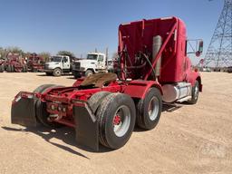 2007 KENWORTH T800 VIN: 1XKDDT9X67J179970 TANDEM AXLE TRUCK TRACTOR