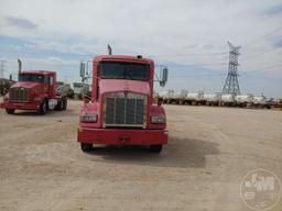 2007 KENWORTH T800 VIN: 1XKDDT9X87J160224 TANDEM AXLE TRUCK TRACTOR