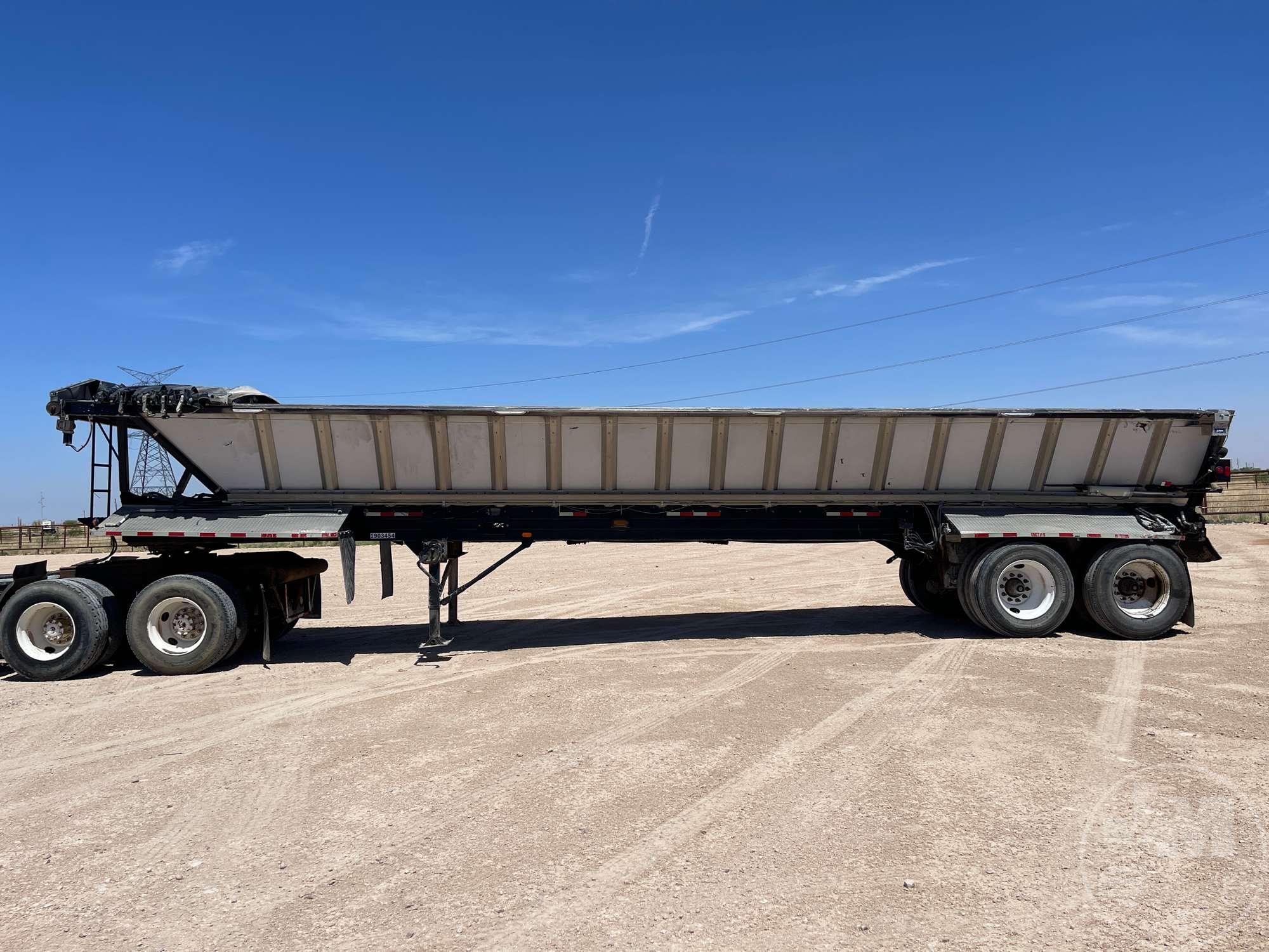 2012 ETNYRE 38' DUMP TRAILER VIN: 1E9V17281CE111212