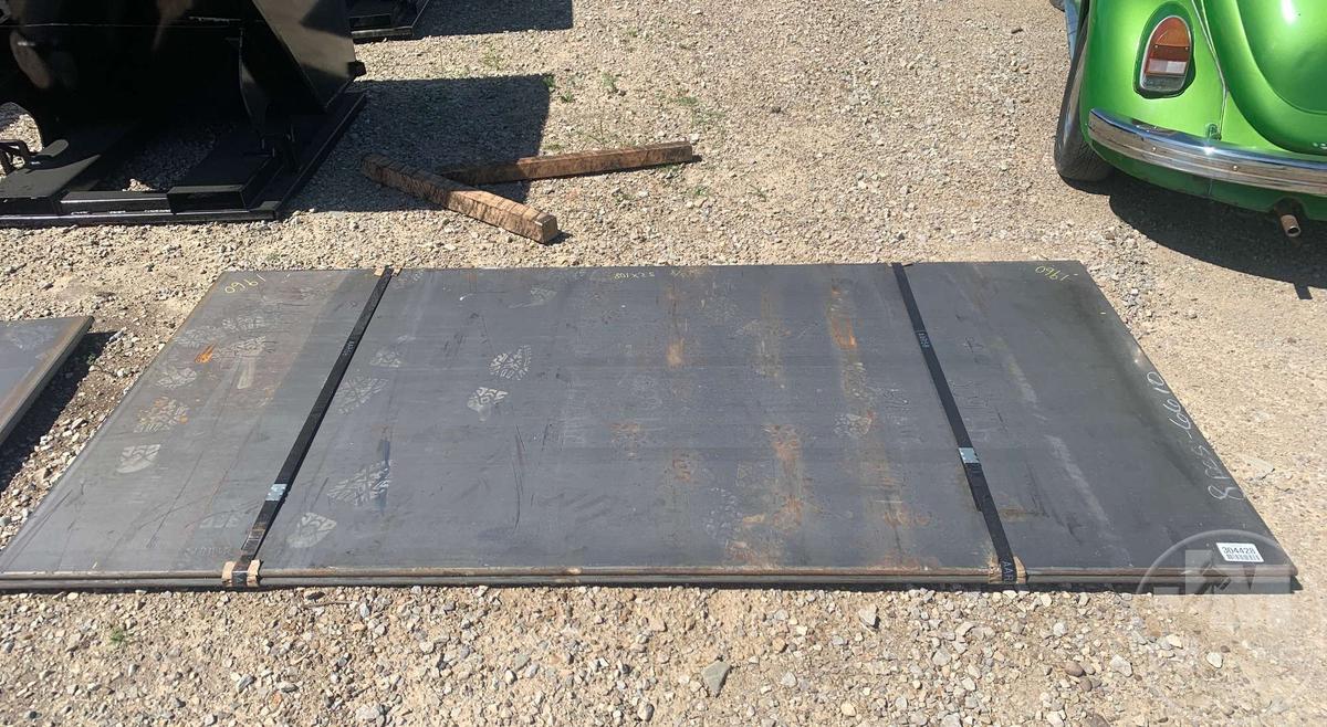 5/8" ROAD PLATE, 52" X 108"