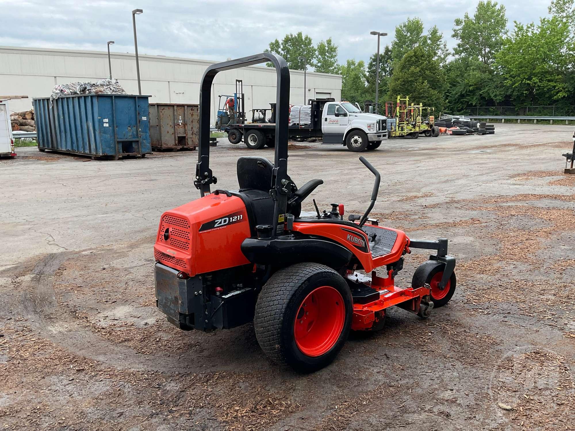 KUBOTA ZD1211 ZERO TURN SN: CK60OP-12002-1457