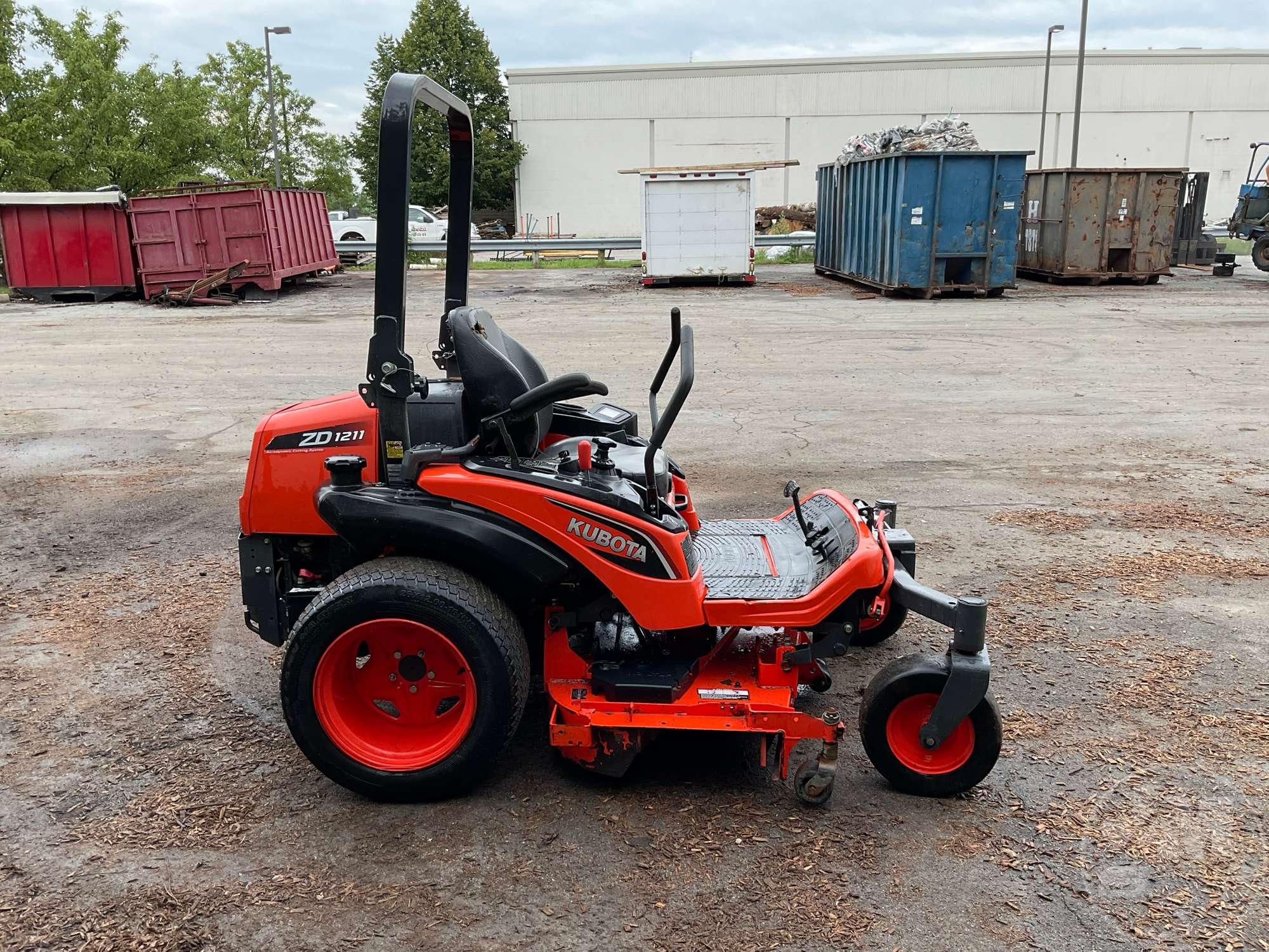 KUBOTA ZD1211 ZERO TURN SN: CK60OP-12002-1457