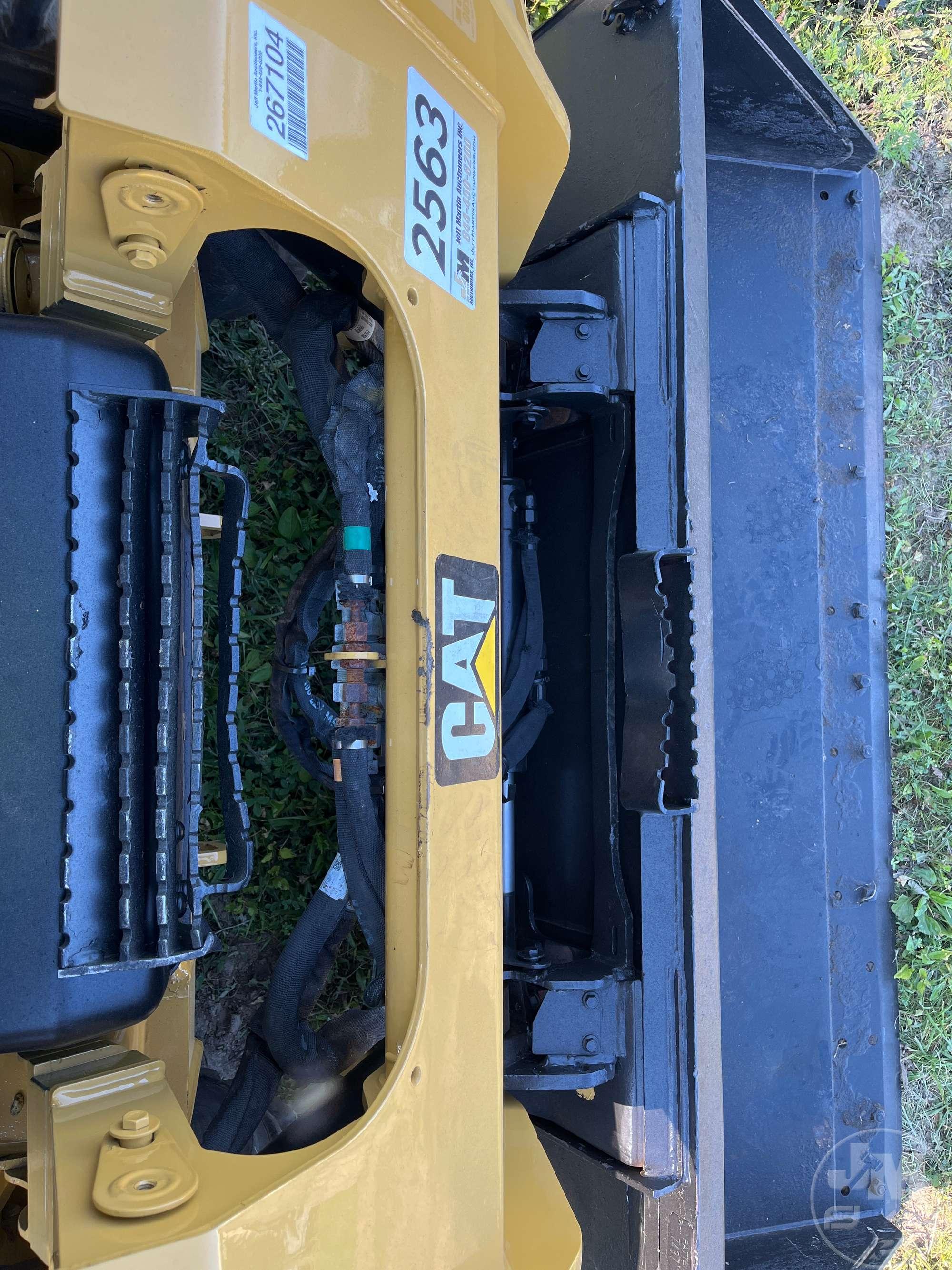 2016 CATERPILLAR 236D SKID STEER SN: CAT0236DABGZ04114 CAB