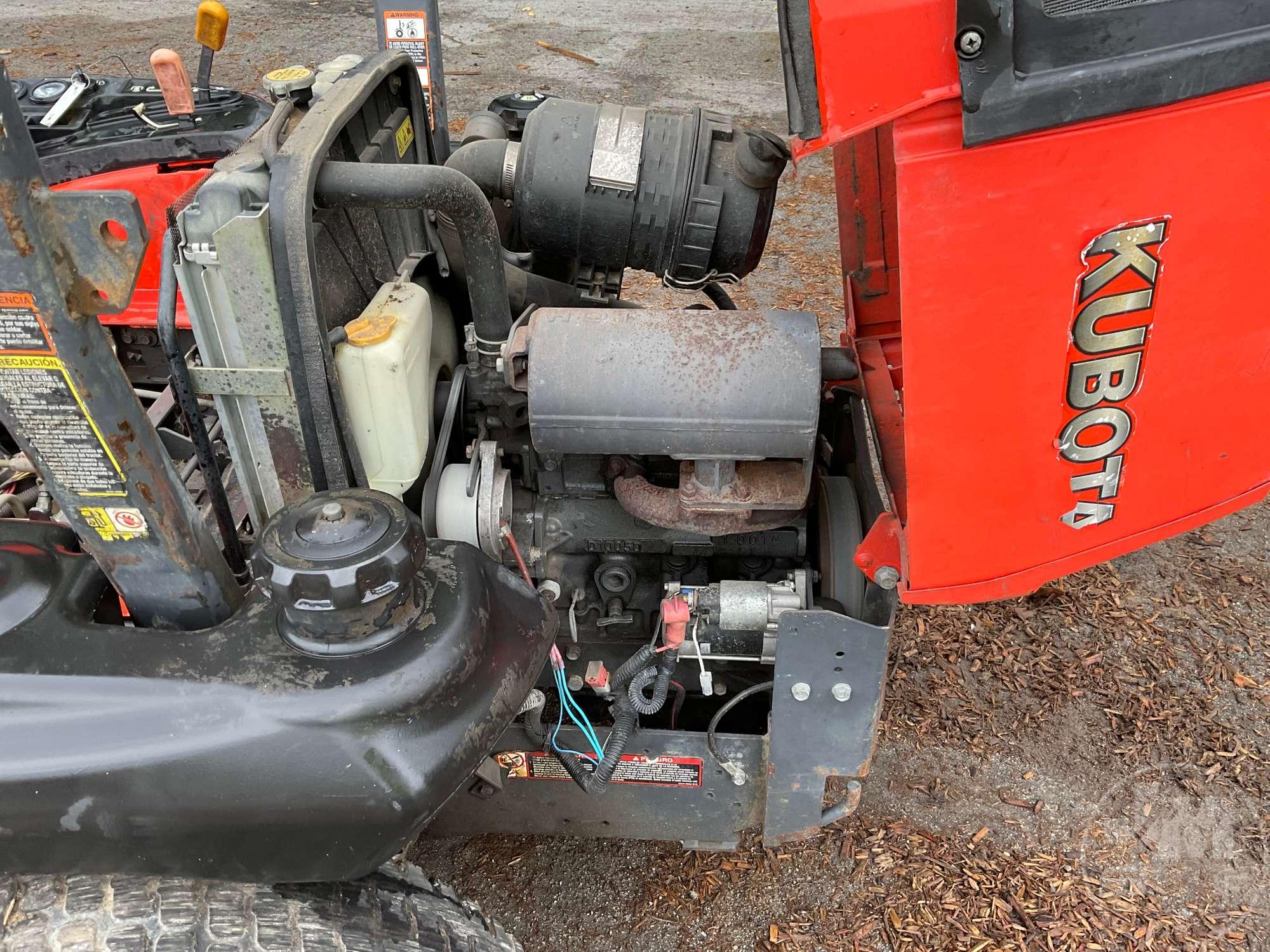 KUBOTA ZD326 ZERO TURN SN: TL607459