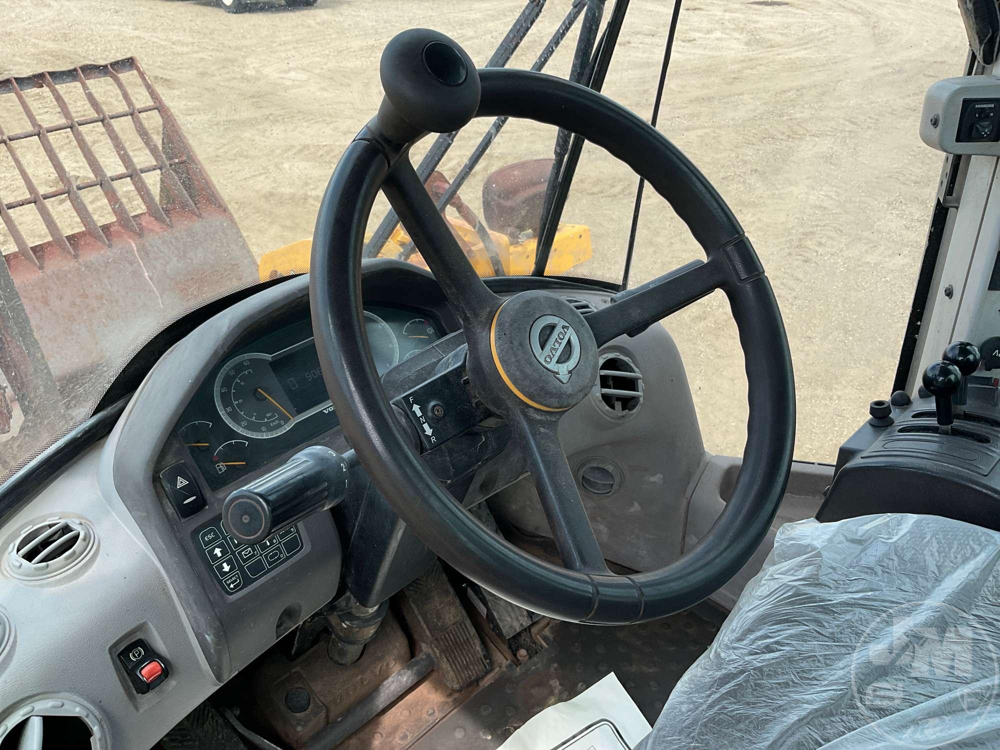 2017 VOLVO L90H WHEEL LOADER SN: VCE0L90HJ0S623787