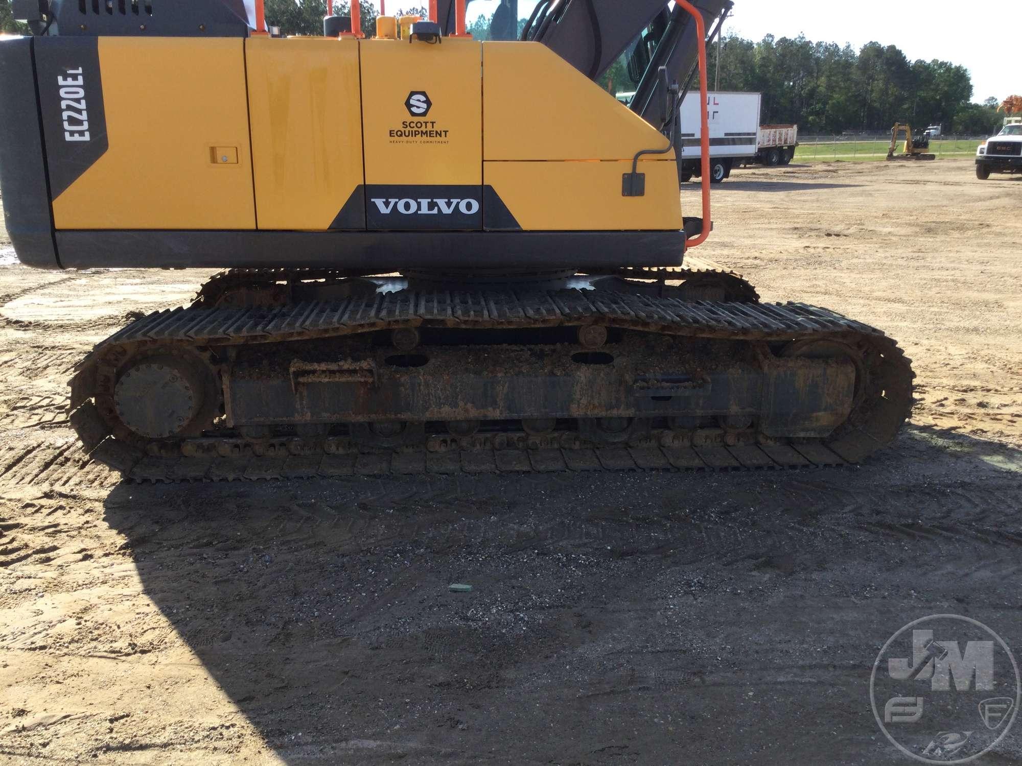 2018 VOLVO EC220EL HYDRAULIC EXCAVATOR SN: VCEC220EC00310748