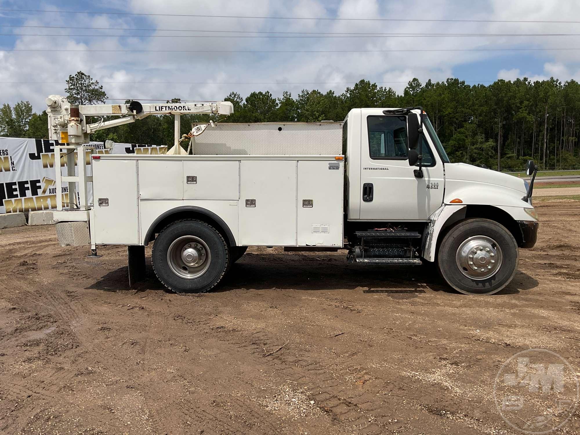 2005 INTERNATIONAL 4300 S/A MECHANICS TRUCK VIN: 1HTMMAAL55H116780