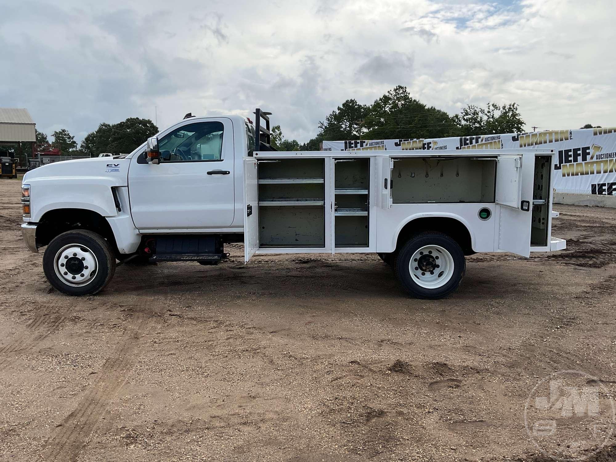 2020 INTERNATIONAL CV515 S/A UTILITY TRUCK VIN: 1HTKTSWK1LH538297