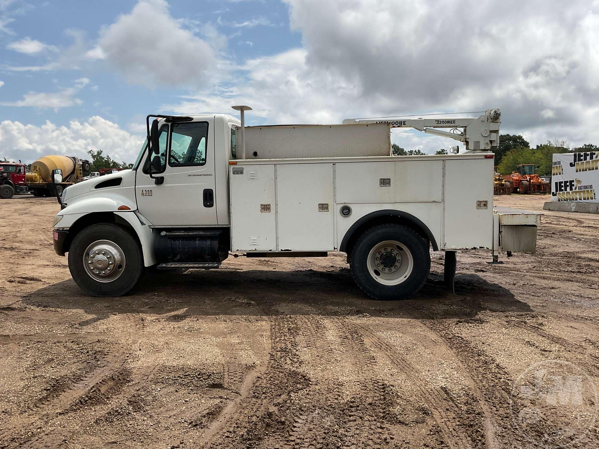 2005 INTERNATIONAL 4300 S/A MECHANICS TRUCK VIN: 1HTMMAAL55H116780