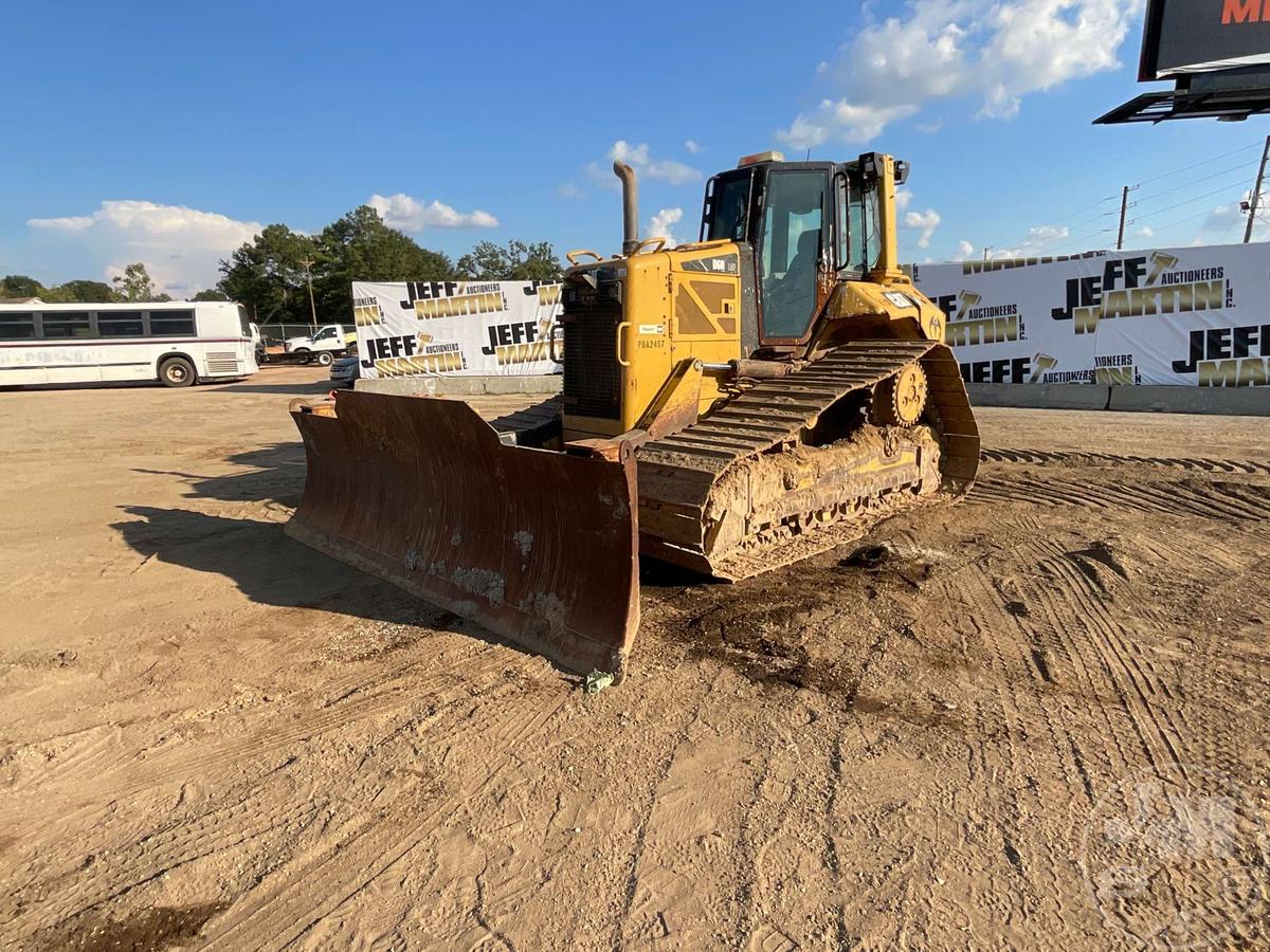 2015 CATERPILLAR D6N LGP SN: PBA2457 CRAWLER TRACTOR CAB