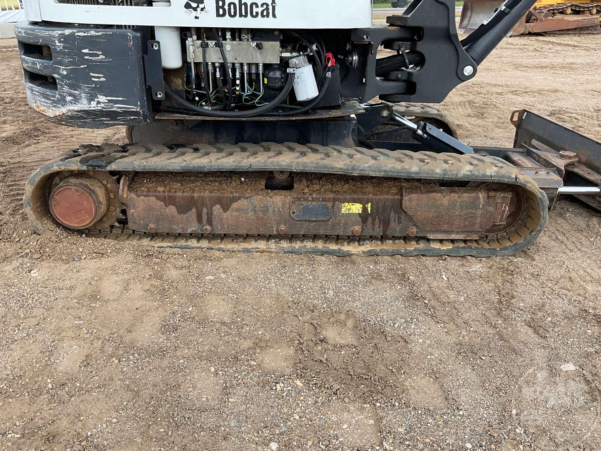 2016 BOBCAT E42 MINI EXCAVATOR SN: B2VW12610