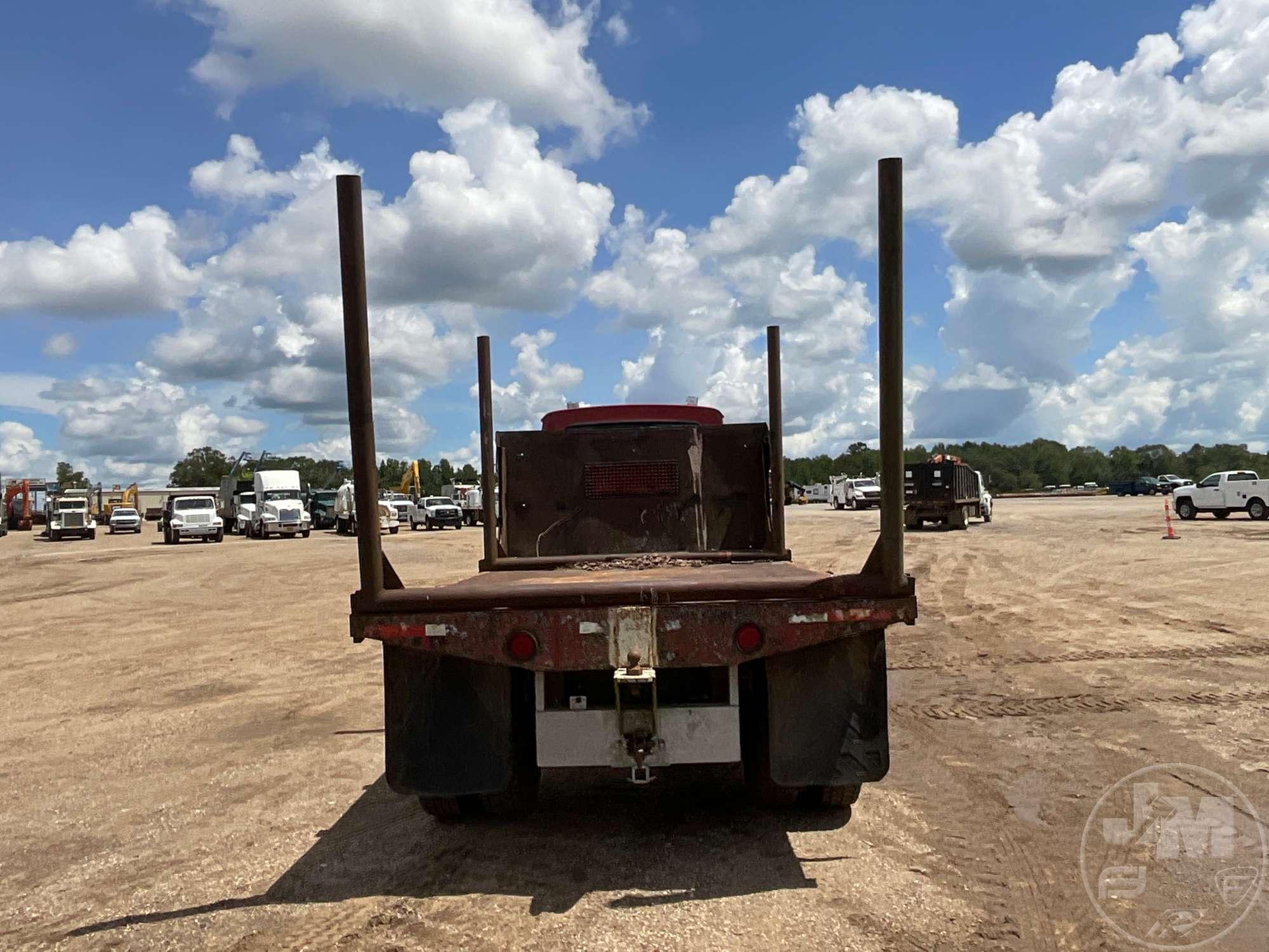 1988 FORD LS8000 VIN: 1FDXS80U4JVA15806 REGULAR CAB FLATBED TRUCK