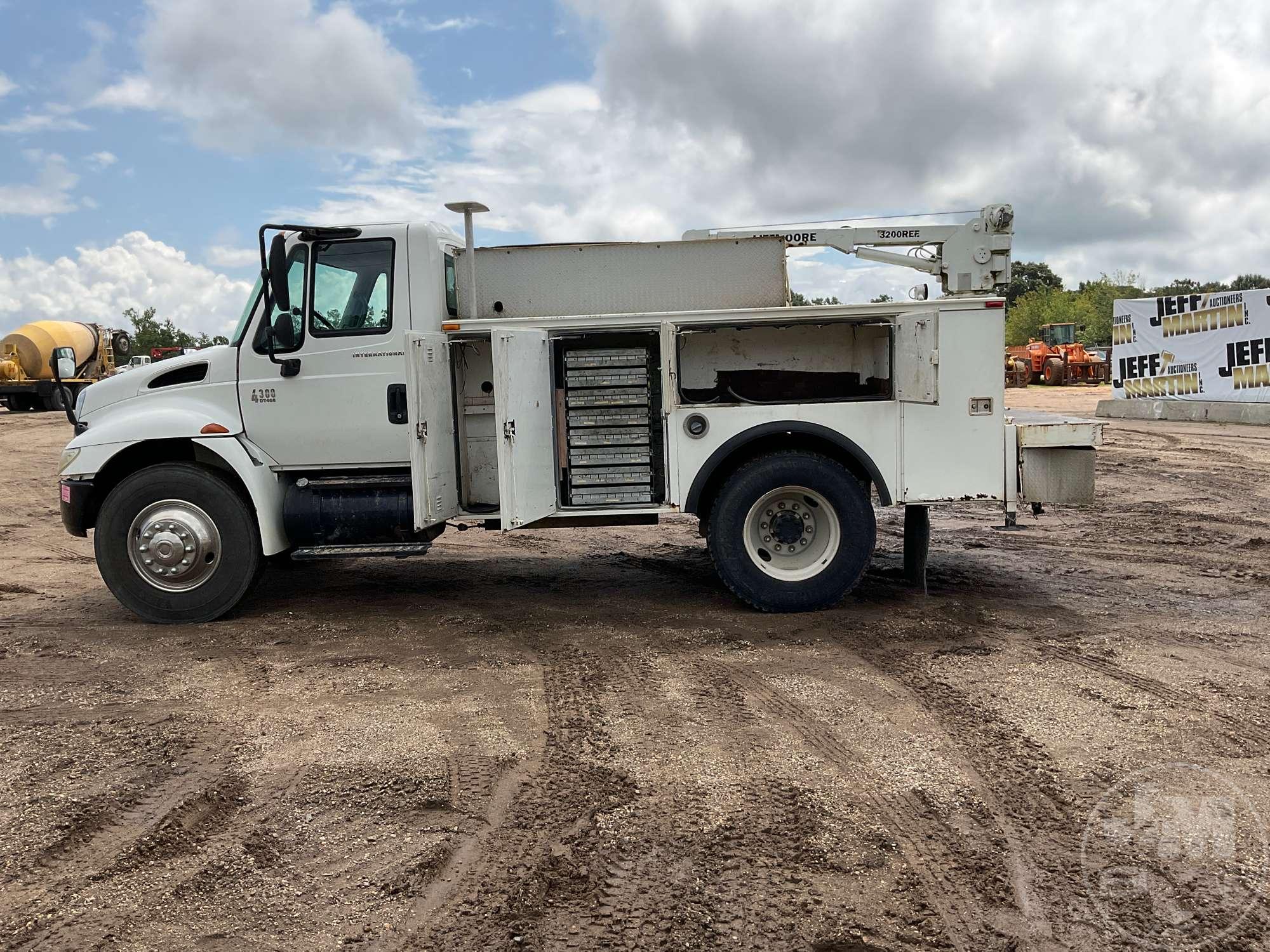 2005 INTERNATIONAL 4300 S/A MECHANICS TRUCK VIN: 1HTMMAAL55H116780