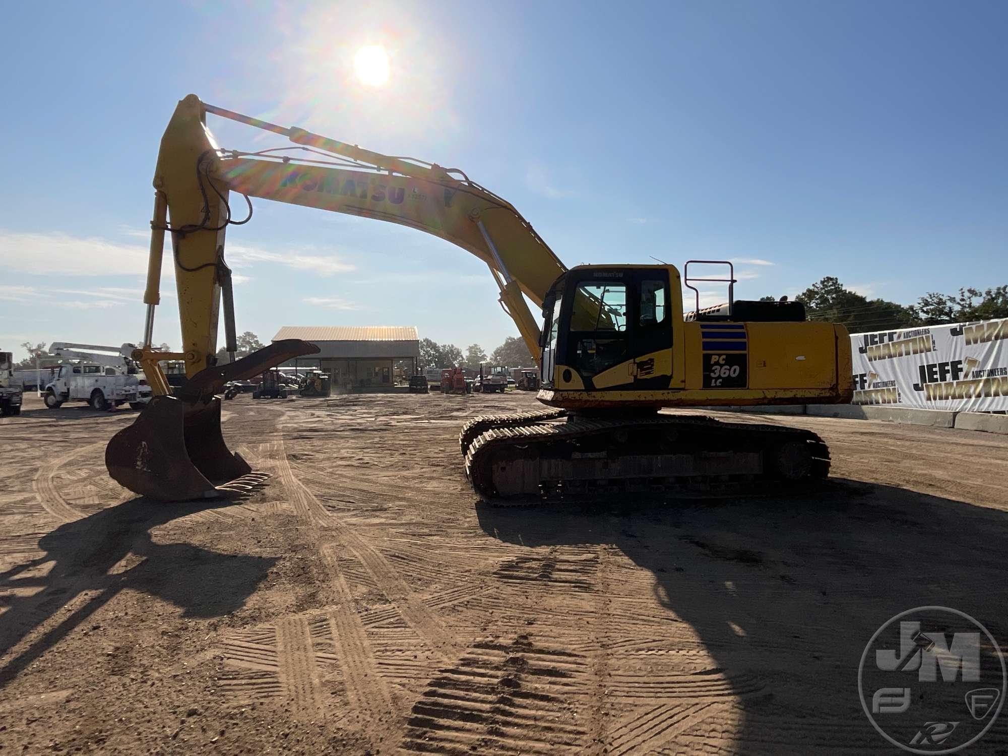 2012 KOMATSU PC360LC-10 HYDRAULIC EXCAVATOR SN: KMTPC242C54A32571