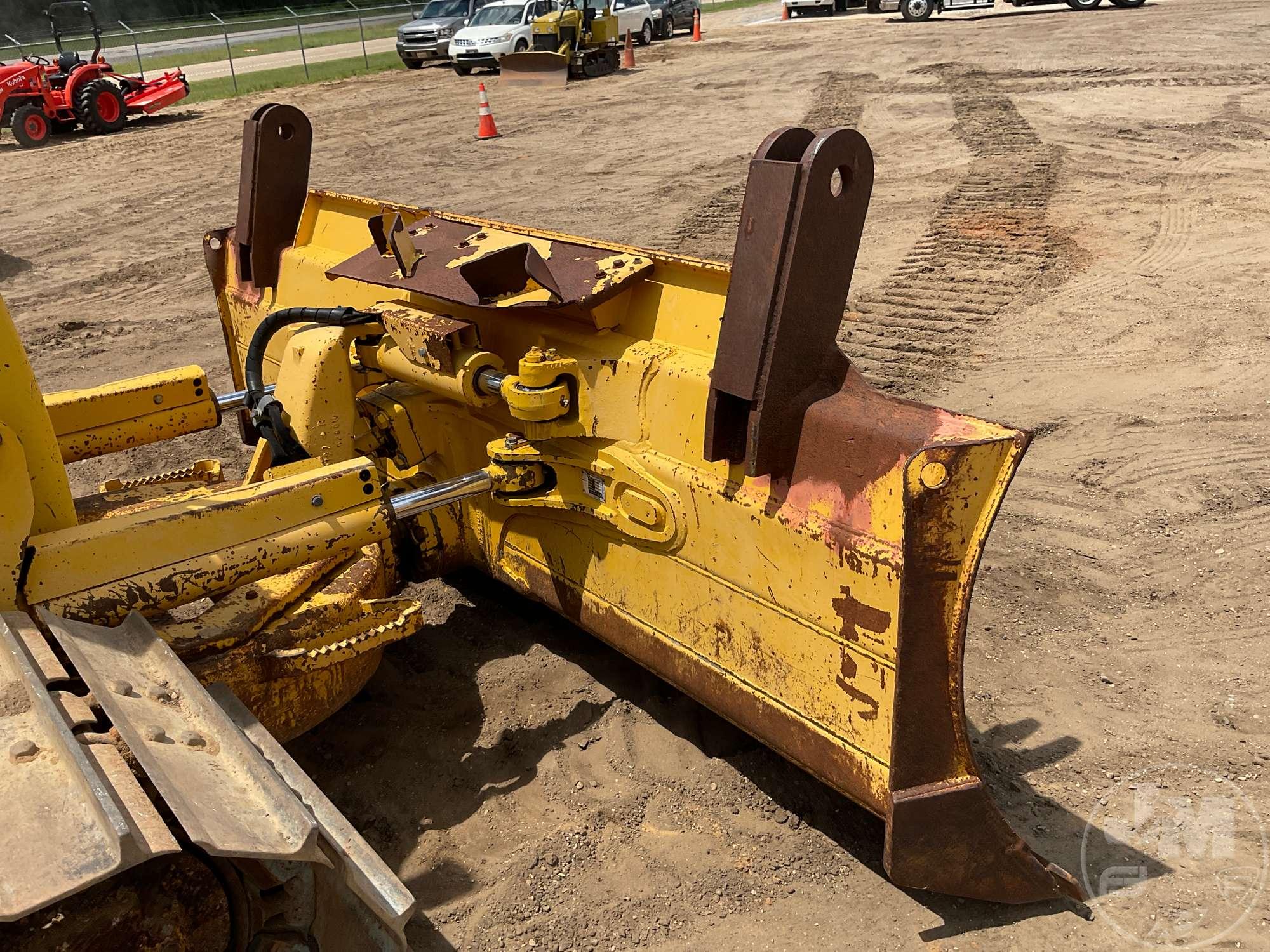 2011 KOMATSU D51PX-22 SN: KMT0D080T51B12046 CRAWLER TRACTOR CAB