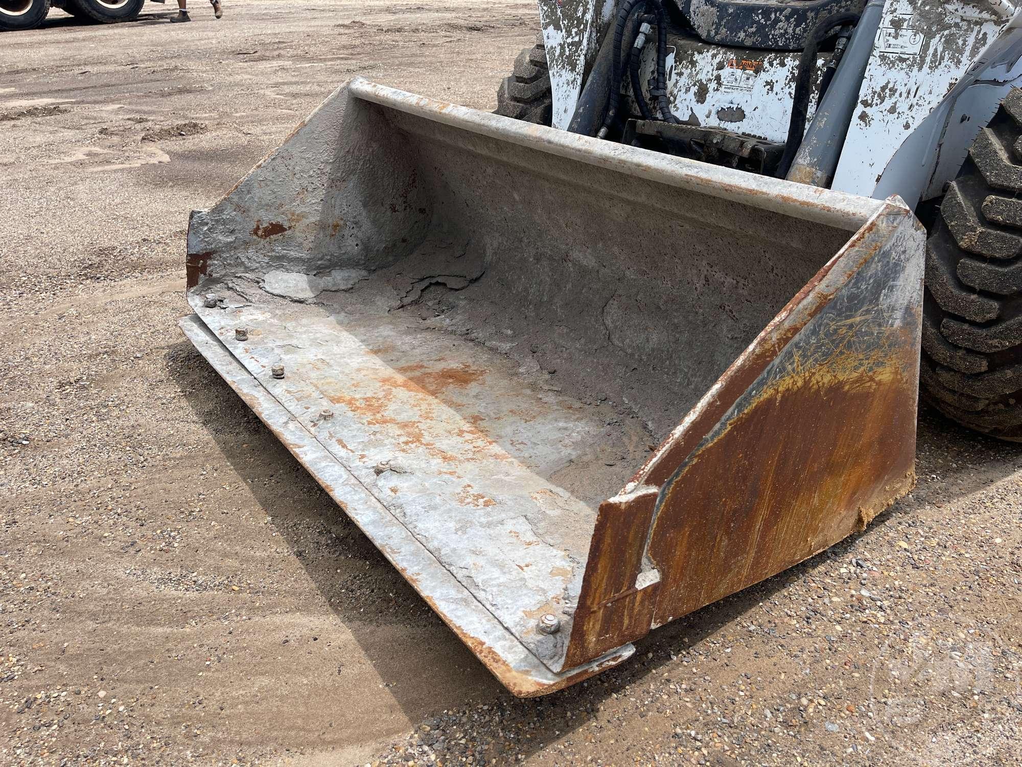 2015 BOBCAT S570 SKID STEER SN: ALM413652 CANOPY