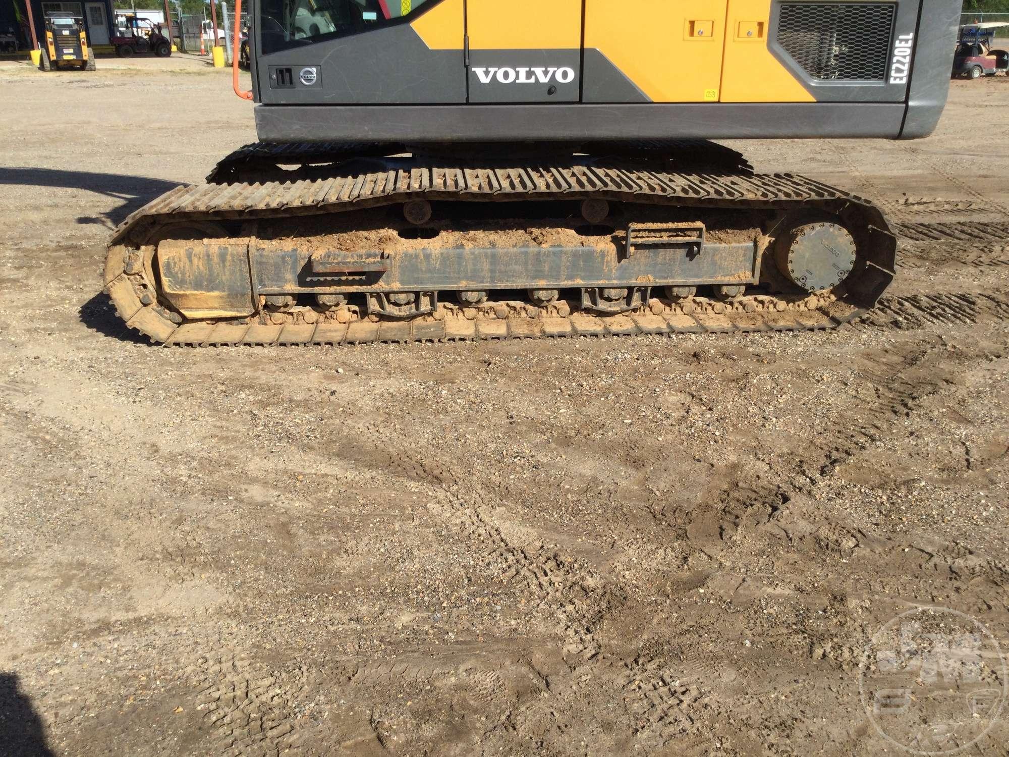 2018 VOLVO EC220EL HYDRAULIC EXCAVATOR SN: VCEC220EC00310748