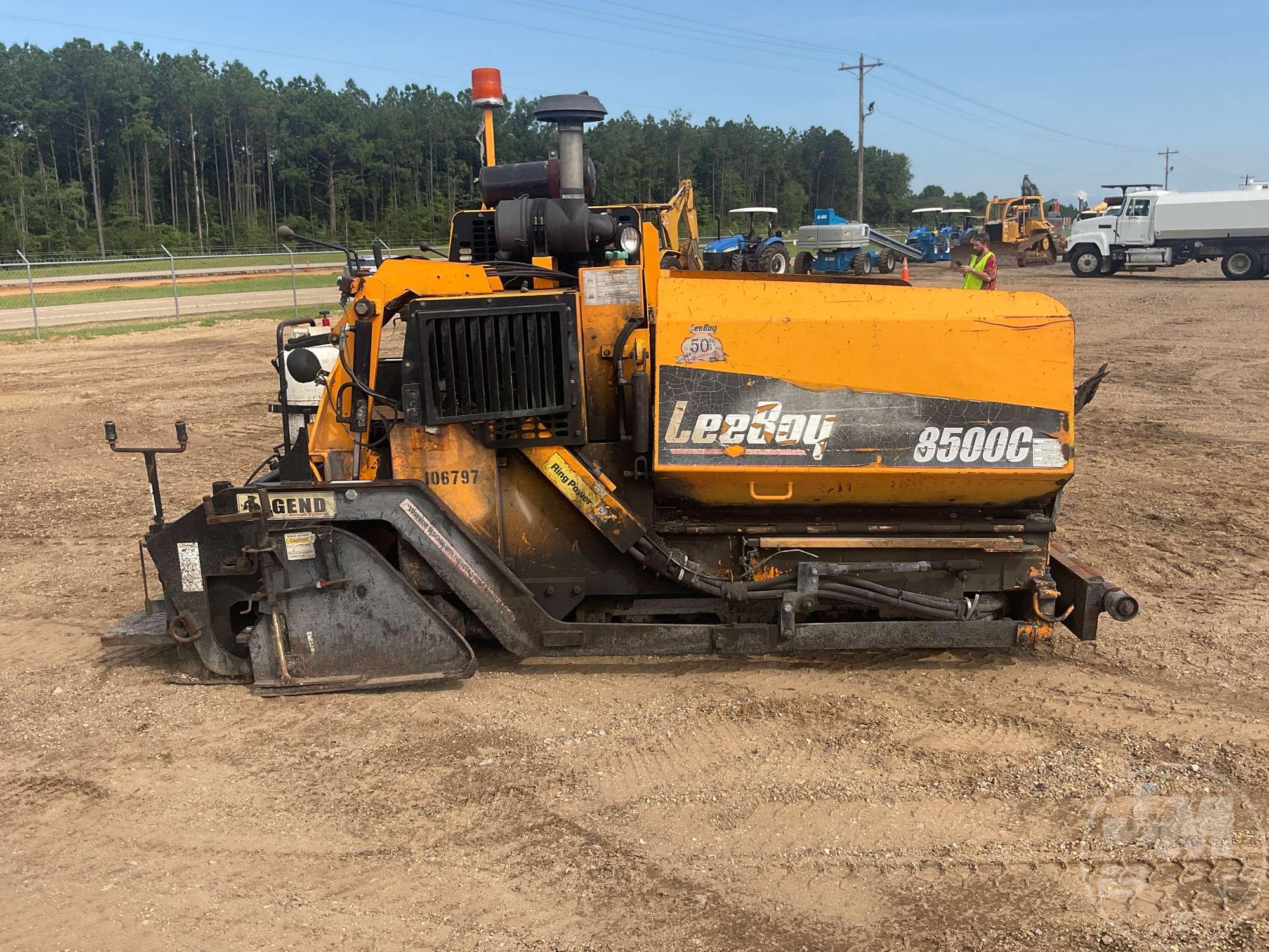 2014 LEEBOY 8500C CRAWLER ASPHALT PAVER SN: 106797