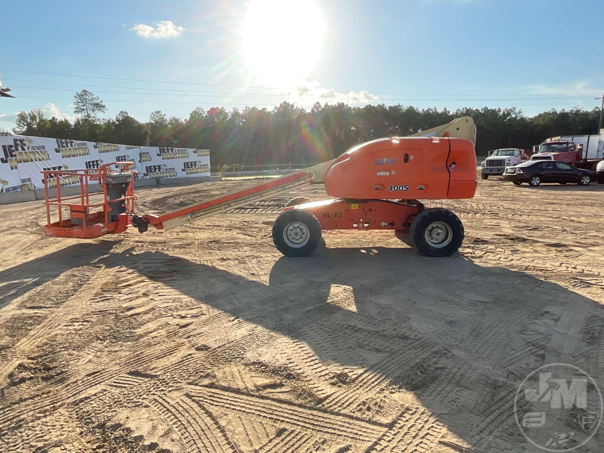 2007 JLG 400S 40' 4X4 BOOM LIFT SN: 0300112713