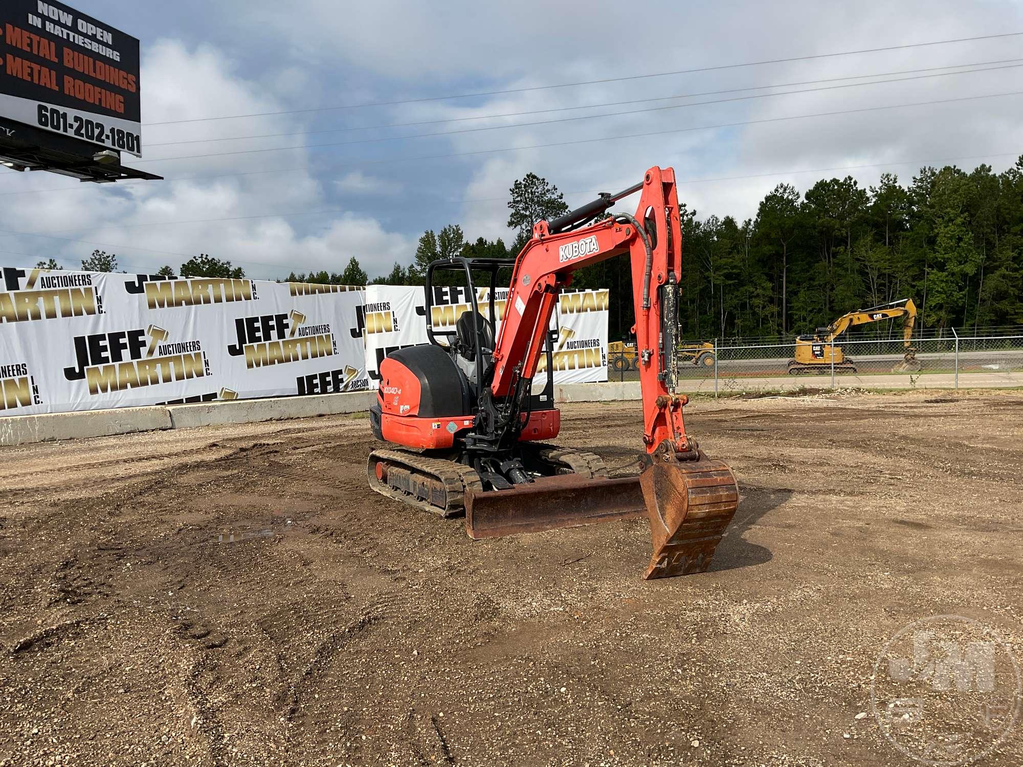 2015 KUBOTA KX040-4 MINI EXCAVATOR SN: JKUK0404K01H22241