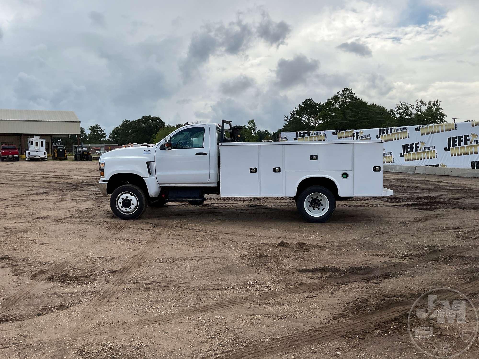 2020 INTERNATIONAL CV515 S/A UTILITY TRUCK VIN: 1HTKTSWK1LH538297