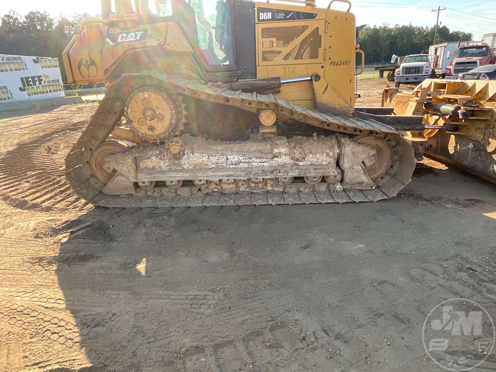 2015 CATERPILLAR D6N LGP SN: PBA2457 CRAWLER TRACTOR CAB