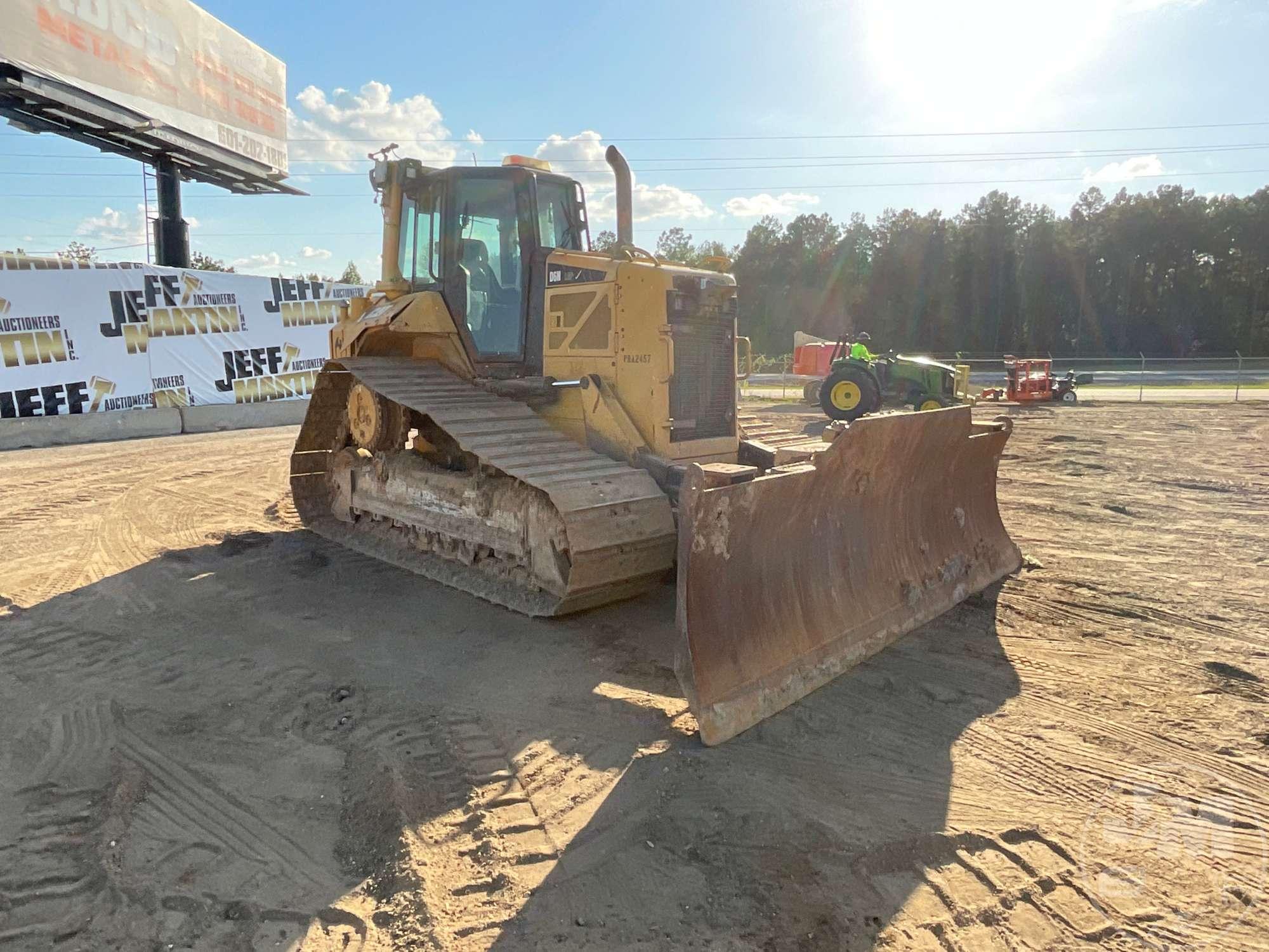 2015 CATERPILLAR D6N LGP SN: PBA2457 CRAWLER TRACTOR CAB