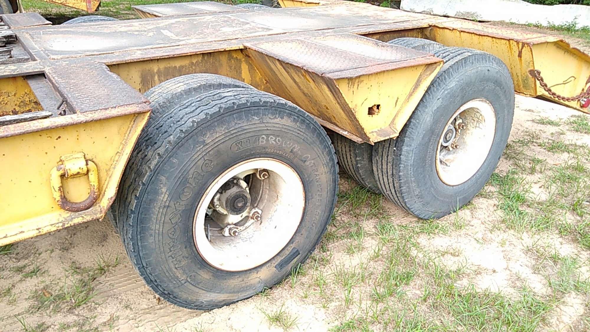 1979 HERCULES FIXED NECK LOWBOY TRAILER VIN: A791488