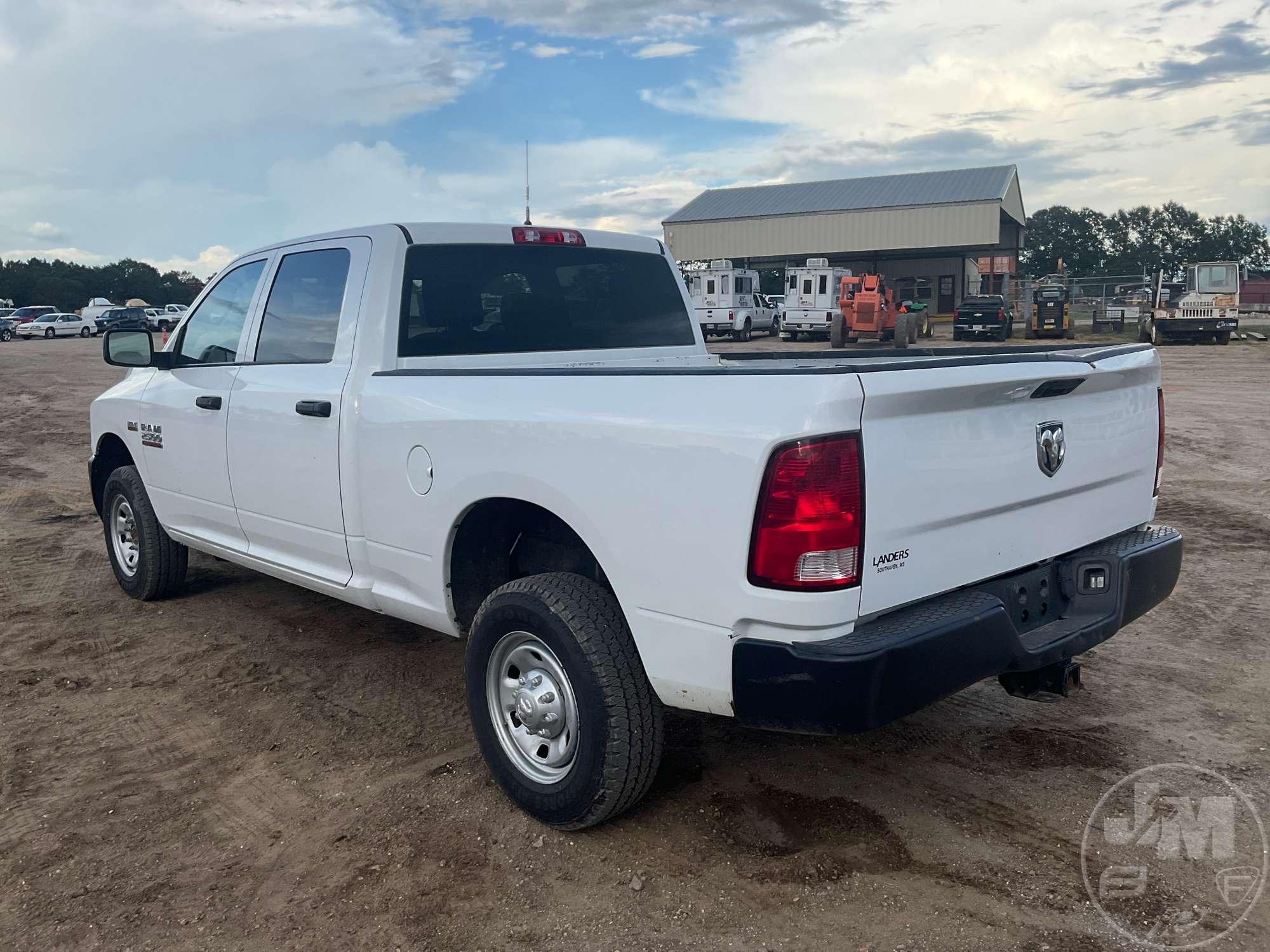 2018 RAM 2500 CREW CAB 3/4 TON PICKUP VIN: 3C6UR4CJ4JG241647