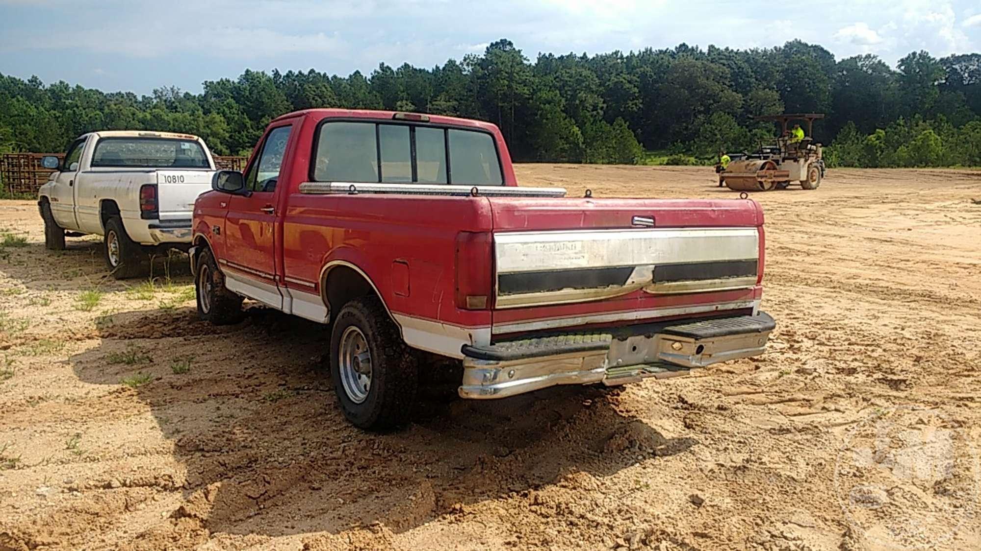 1992 FORD F-150XLT VIN: 1FTDF15YXNNB13517 1/2 TON PICKUP