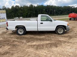 2005 GMC SIERRA 1500 REGULAR CAB PICKUP VIN: 1GTEC14VX5Z292056