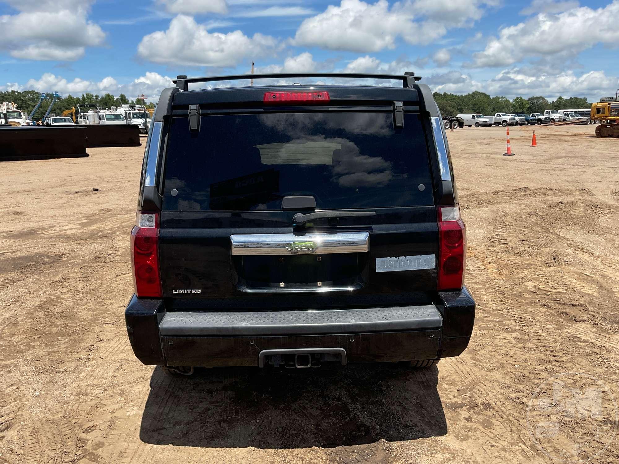 2006 JEEP COMMANDER VIN: 1J8HH58NX6C233814 FWD SUV