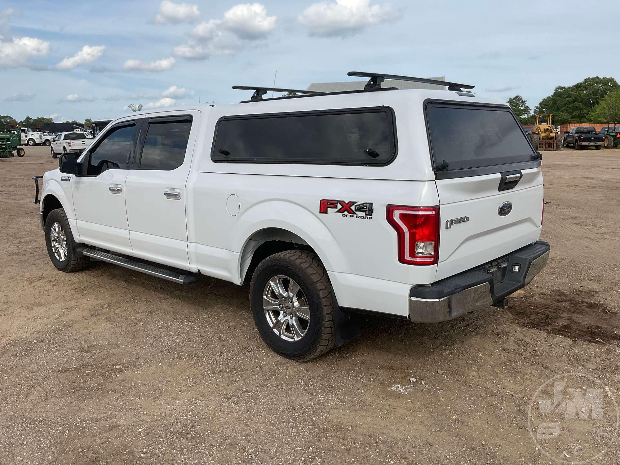 2017 FORD F-150XLT CREW CAB 4X4 PICKUP VIN: 1FTFW1EF8HFB05714