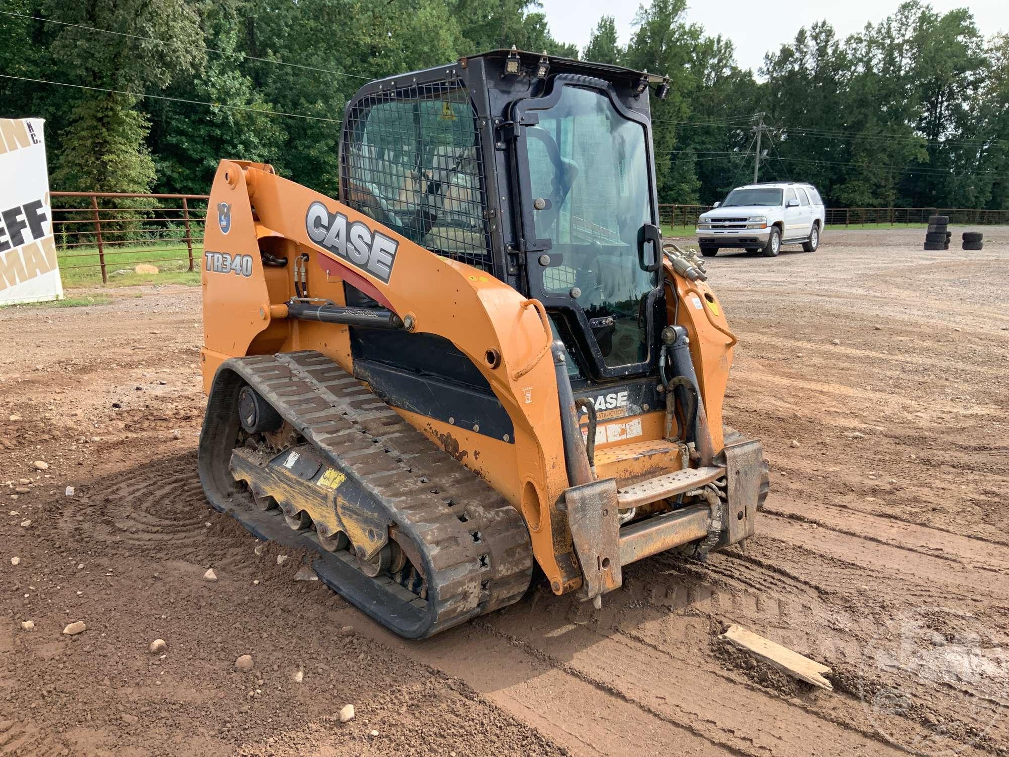 2016 CASE MODEL TR340 MULTI TERRAIN LOADER SN: JAFTR340CGM418769 CAB