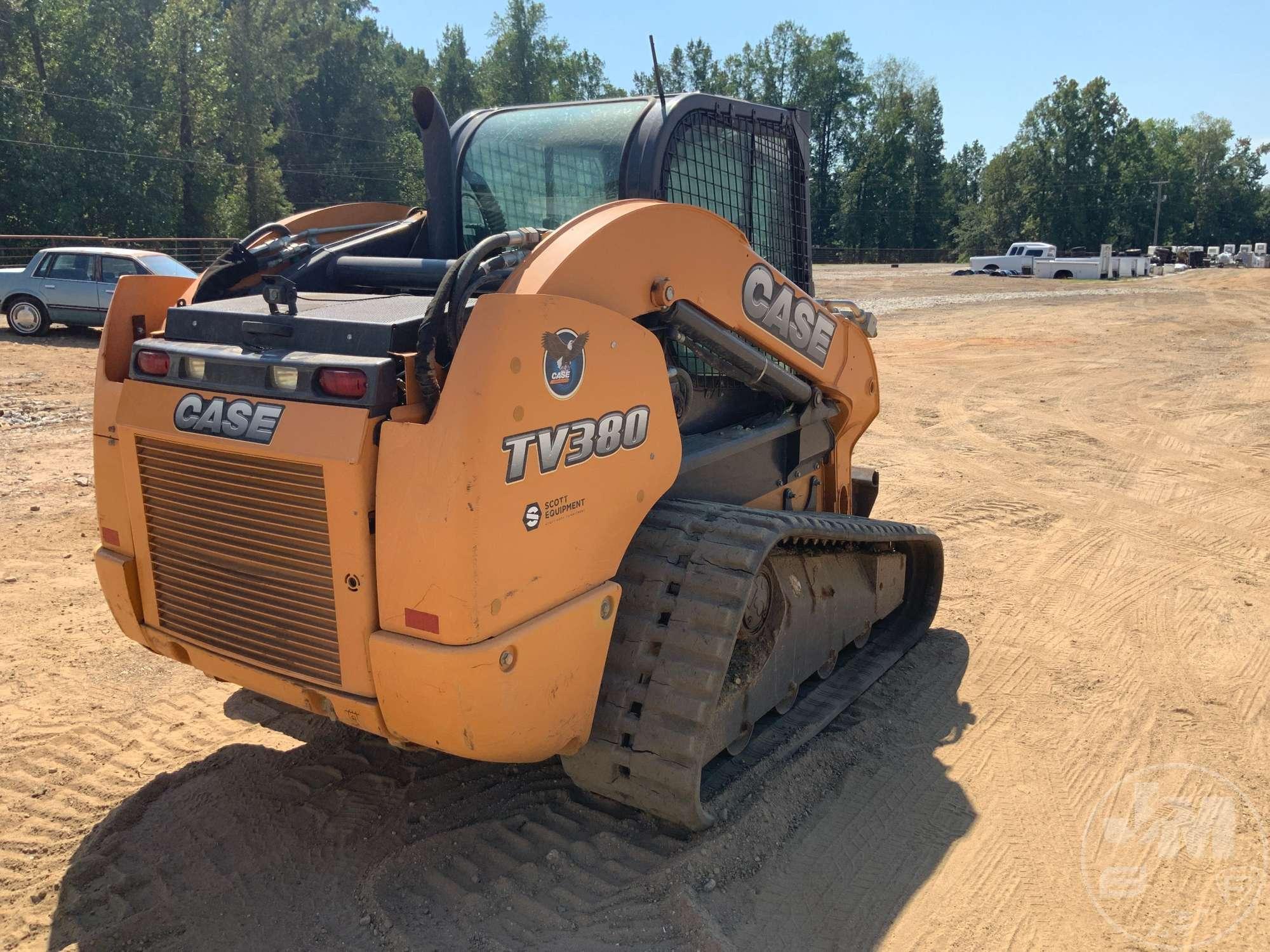 CASE MODEL TV380 MULTI TERRAIN LOADER SN: JAFTV380CEM464301 CAB