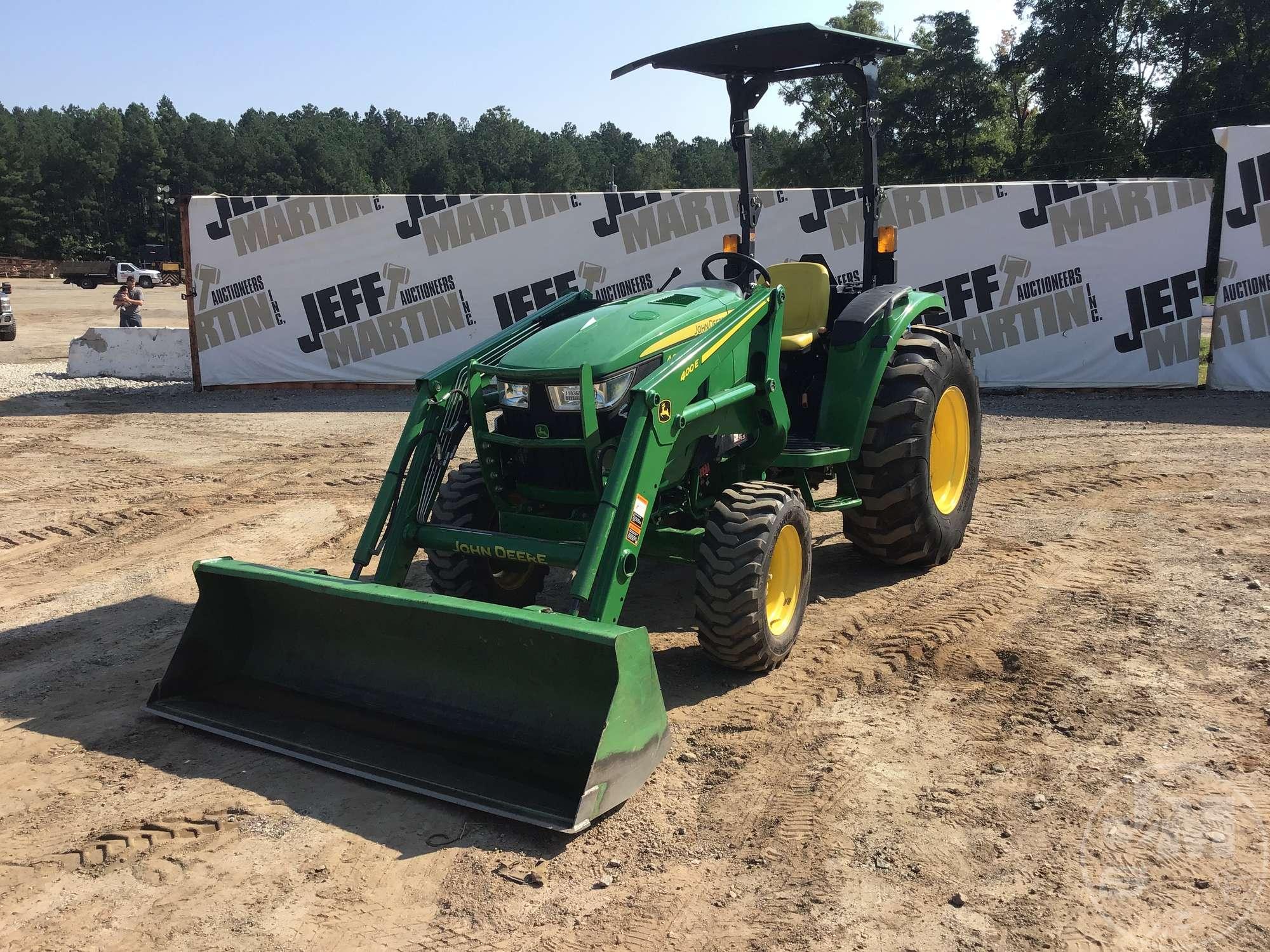 2019 JOHN DEERE 4044 TRACTOR W/LOADER SN: 1LV4044MEKK106447