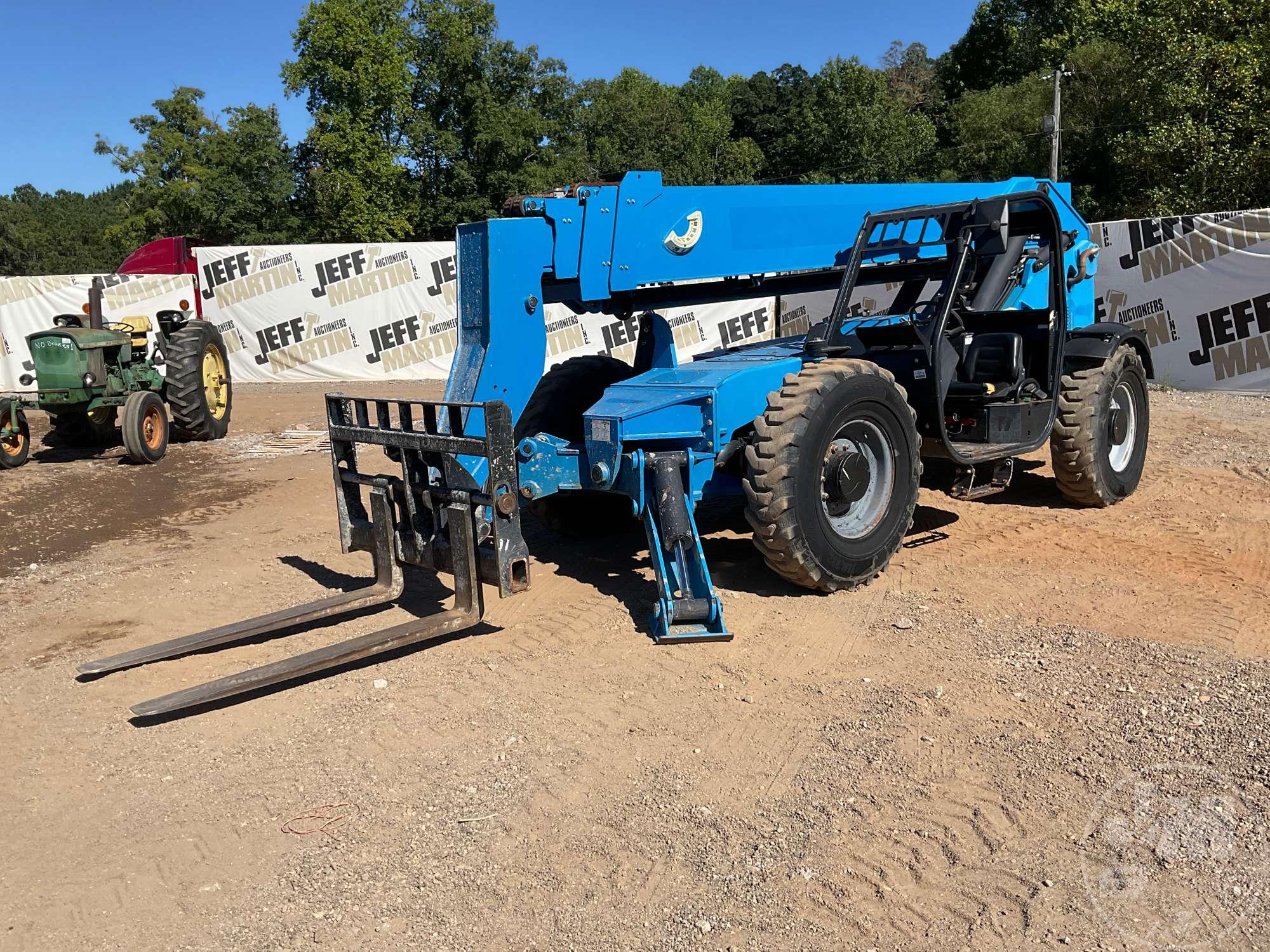 2014 GENIE GTH1056 TELESCOPIC FORKLIFT SN: 10178