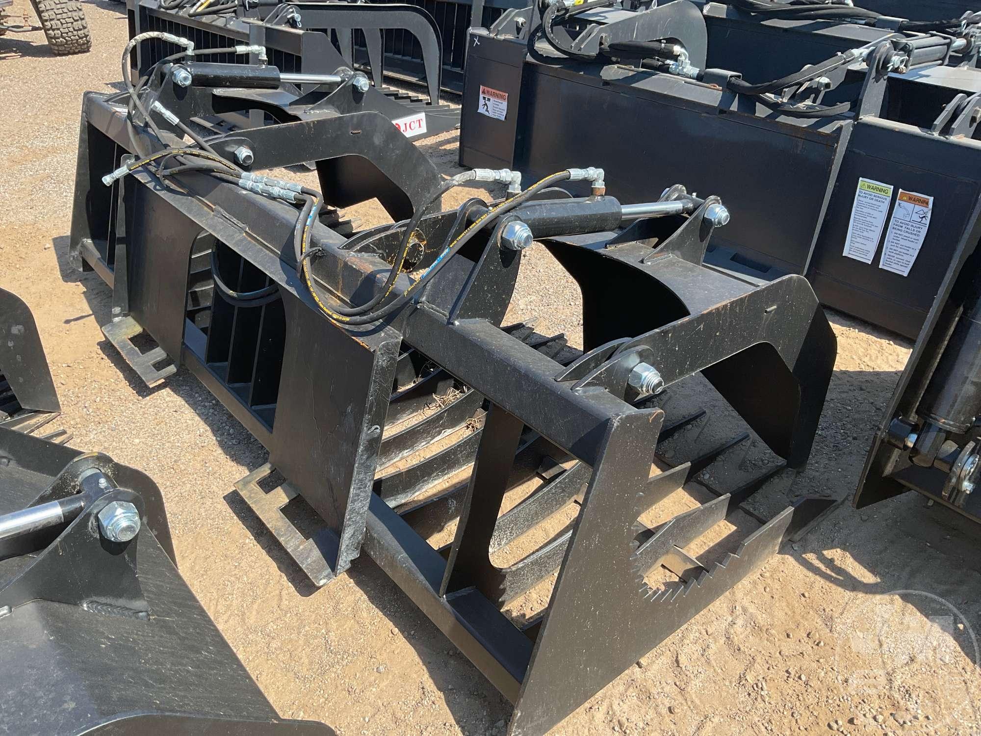 DUAL CYLINDER GRAPPLE BUCKET 79 INCHES