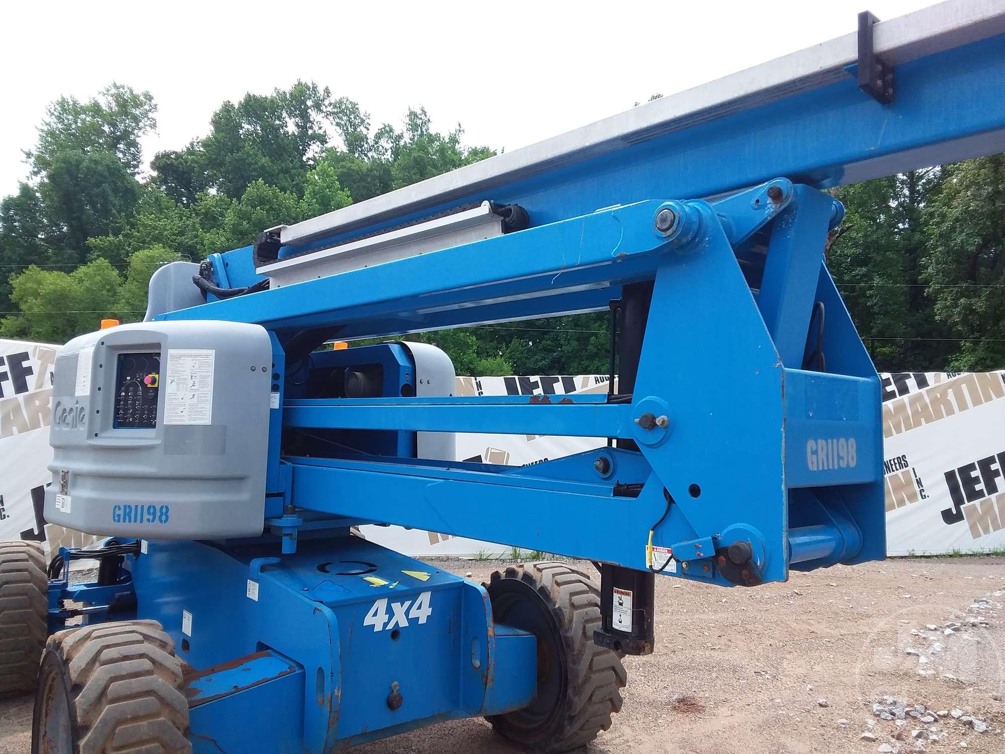 2012 GENIE Z60/34 4X4 60’...... ARTICULATED BOOM LIFT SN: Z6012-11838