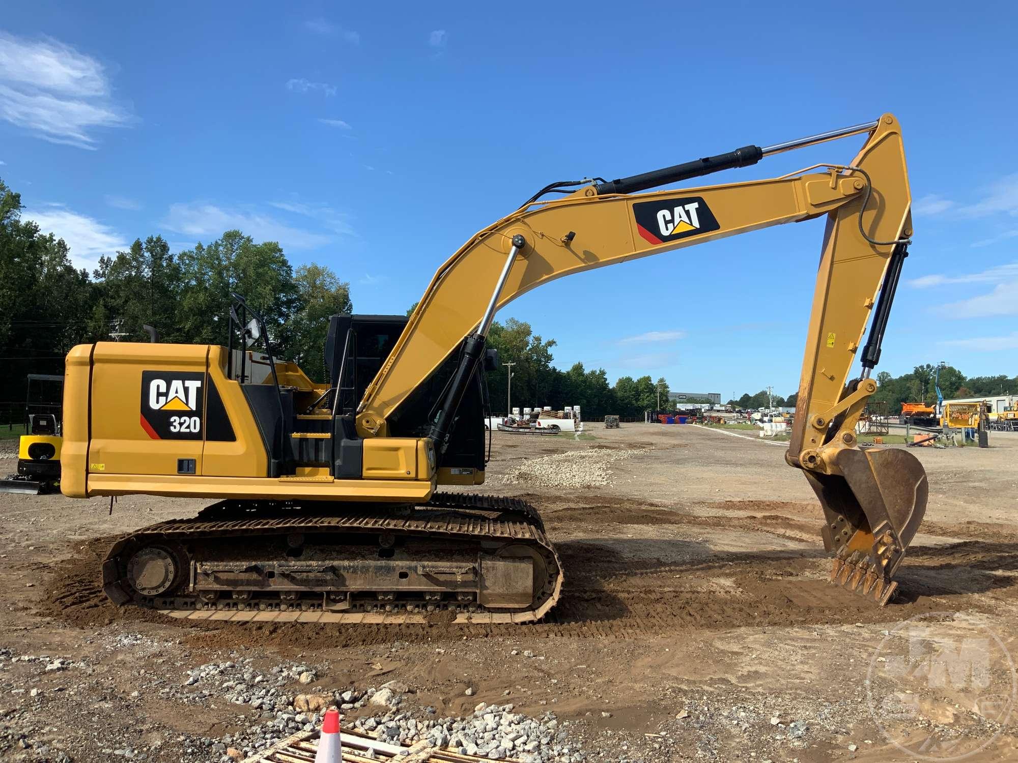 2017 CATERPILLAR 320 HYDRAULIC EXCAVATOR SN: CAT00320HHEX00591