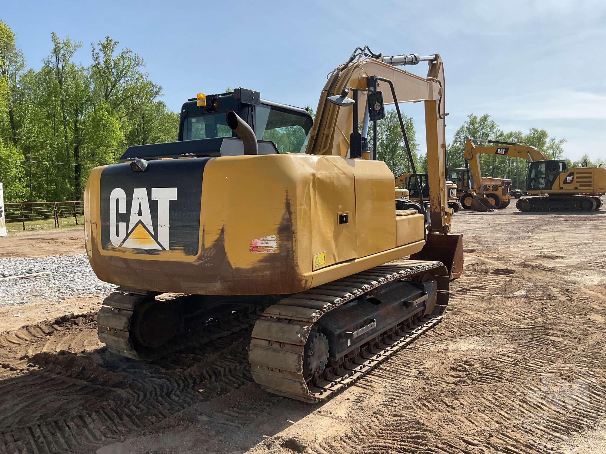 2016 CATERPILLAR 312FGC HYDRAULIC EXCAVATOR SN: CAT0312FVFKE10042