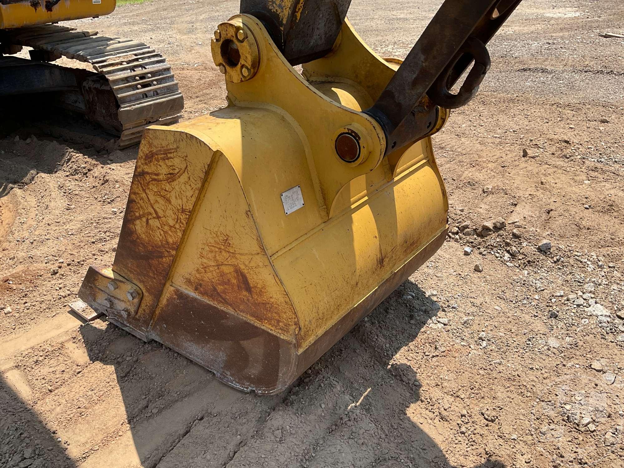 2012 CATERPILLAR 320DRR HYDRAULIC EXCAVATOR SN: RBL01214