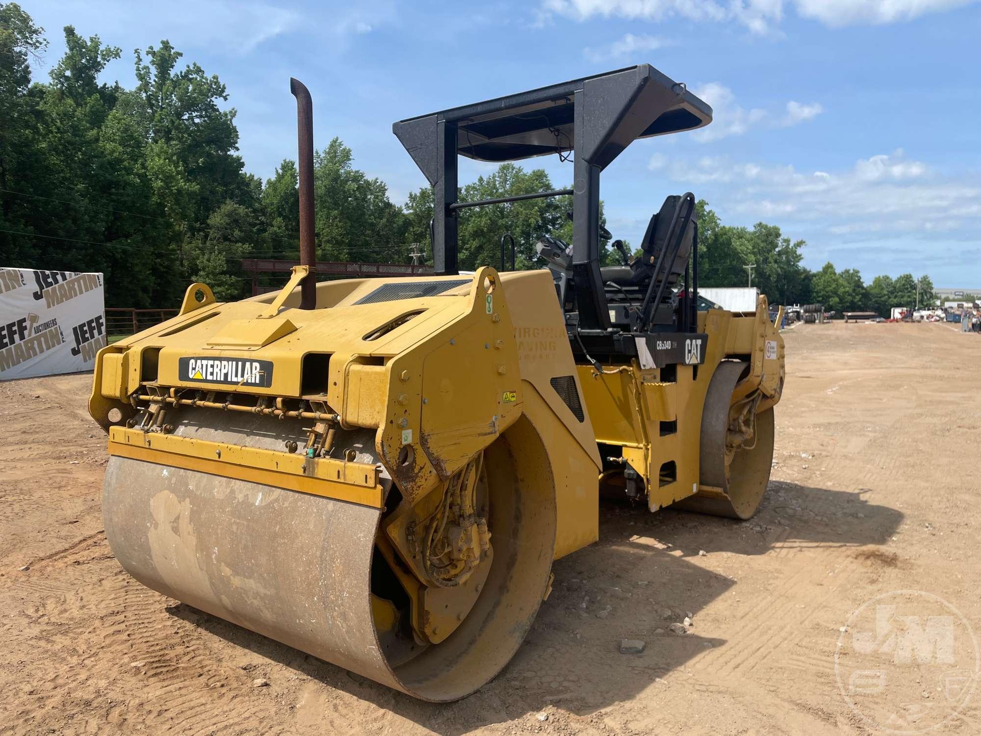 2009 CATERPILLAR CB54B TANDEM VIBRATORY ROLLER SN: CATCB534TEAA00715