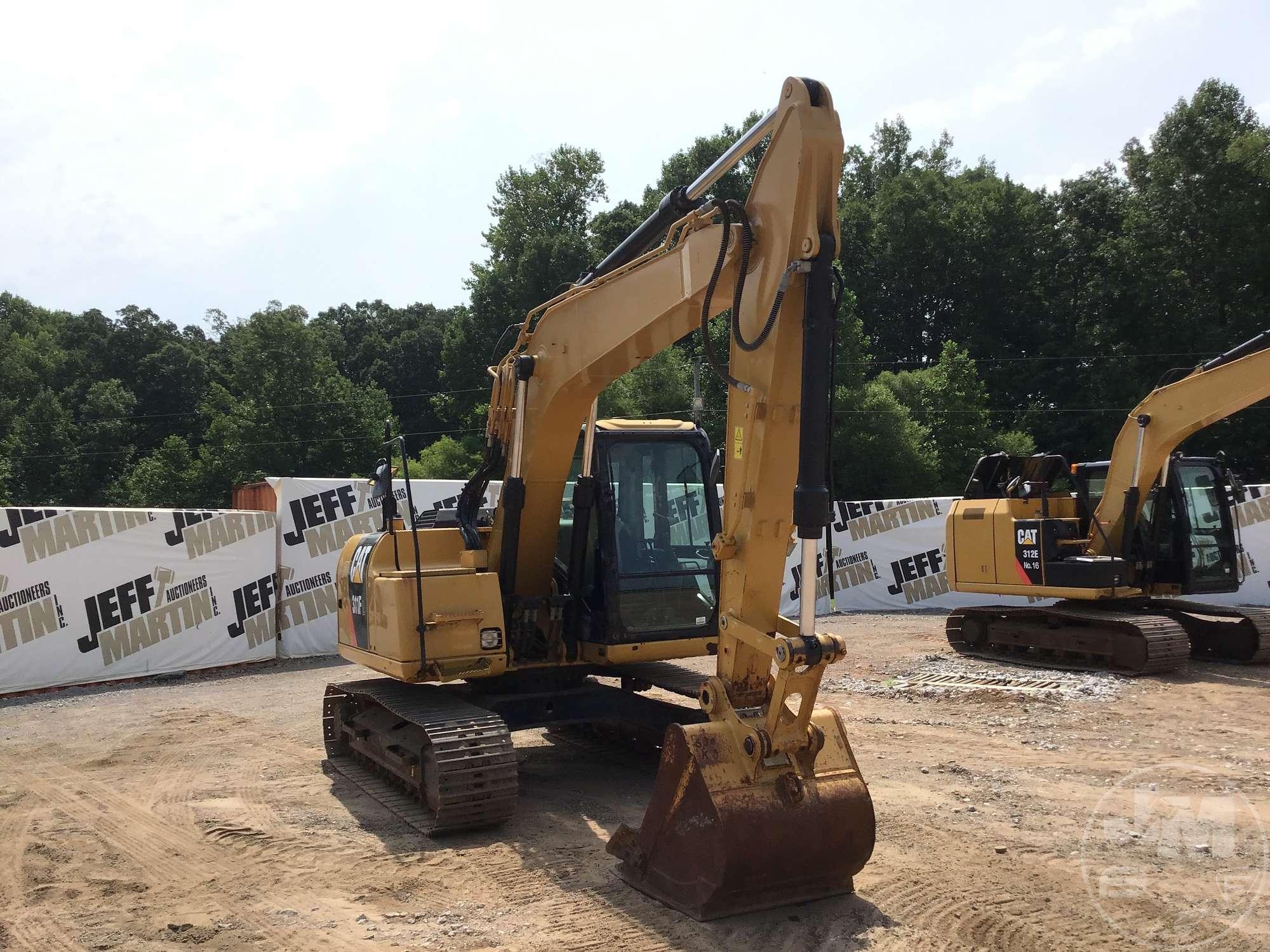 2016 CATERPILLAR 311FLRR HYDRAULIC EXCAVATOR SN: JFT00945